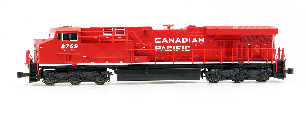 Pre-Owned 176-8921 ES44AC Canadian Pacific #8759 Diesel Locomotive - Image 4