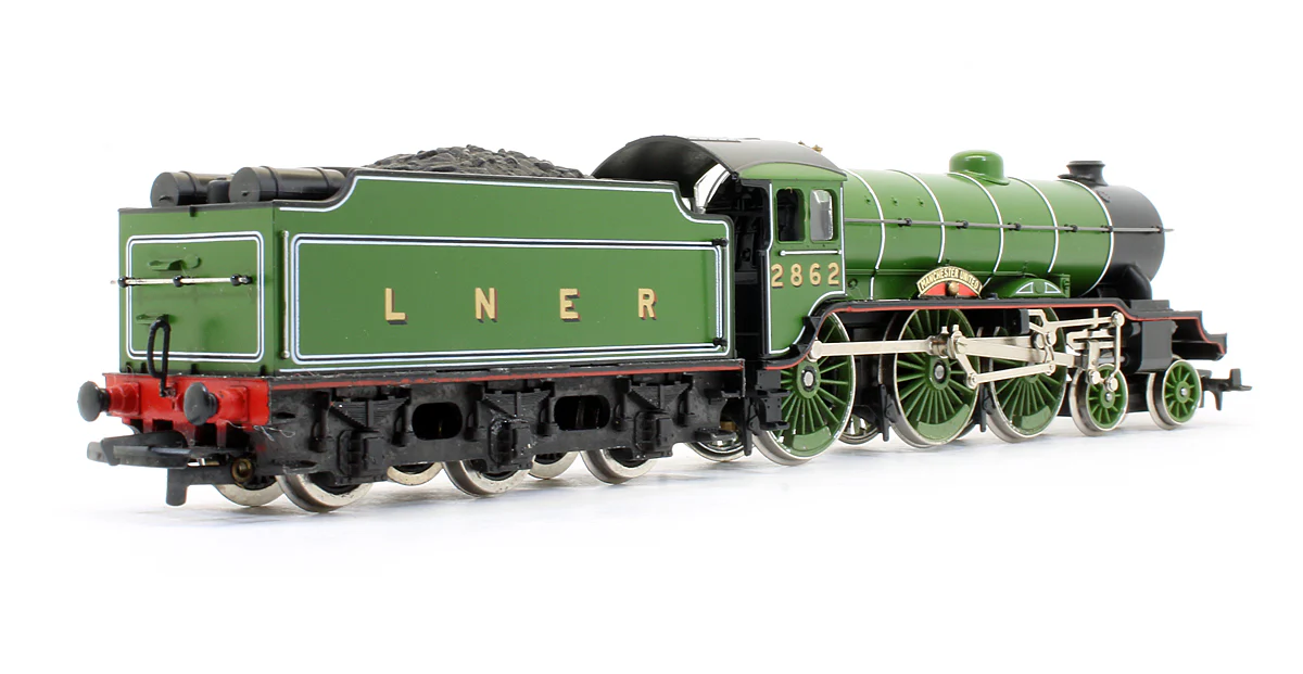 Pre-Owned R053 LNER 4-6-0 B17 'Manchester United' 2862 Steam Locomotive - Image 4