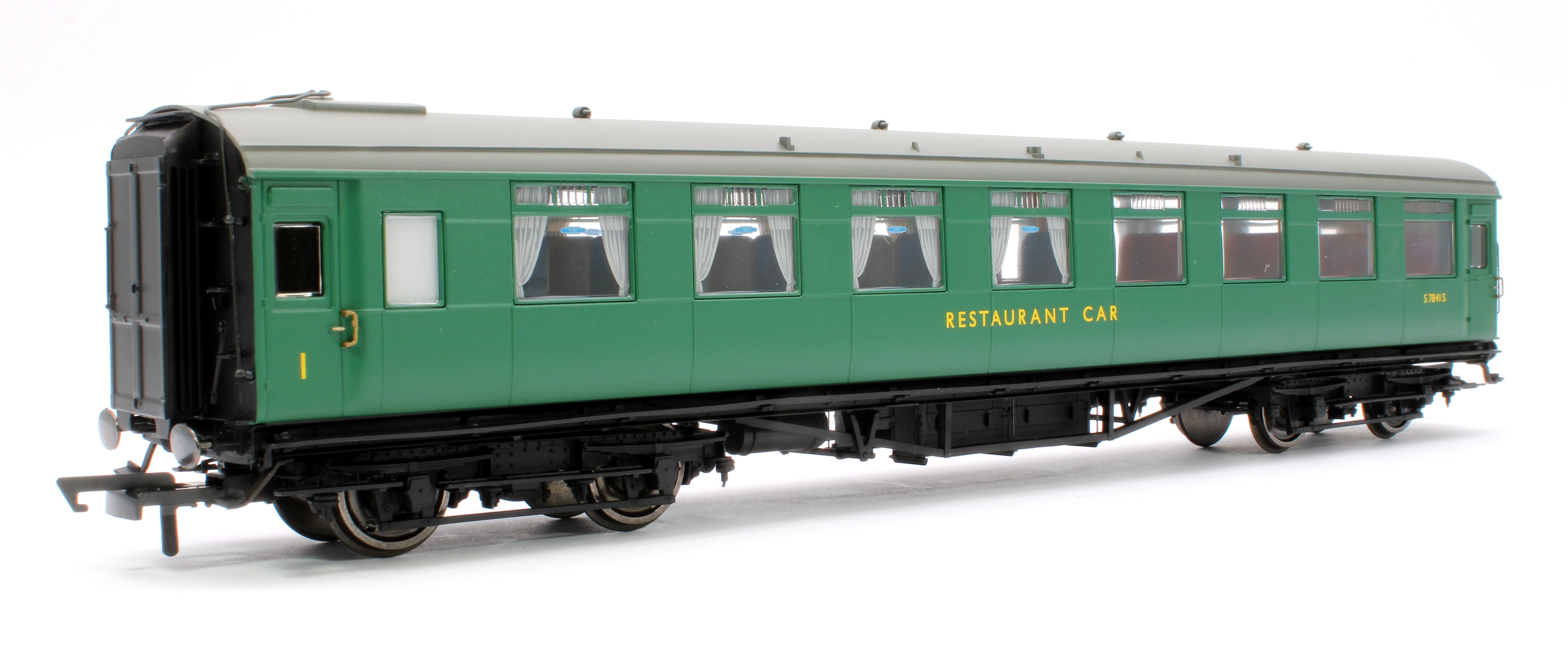 Pre-Owned R40031 Maunsell Composite Diner BR 7841