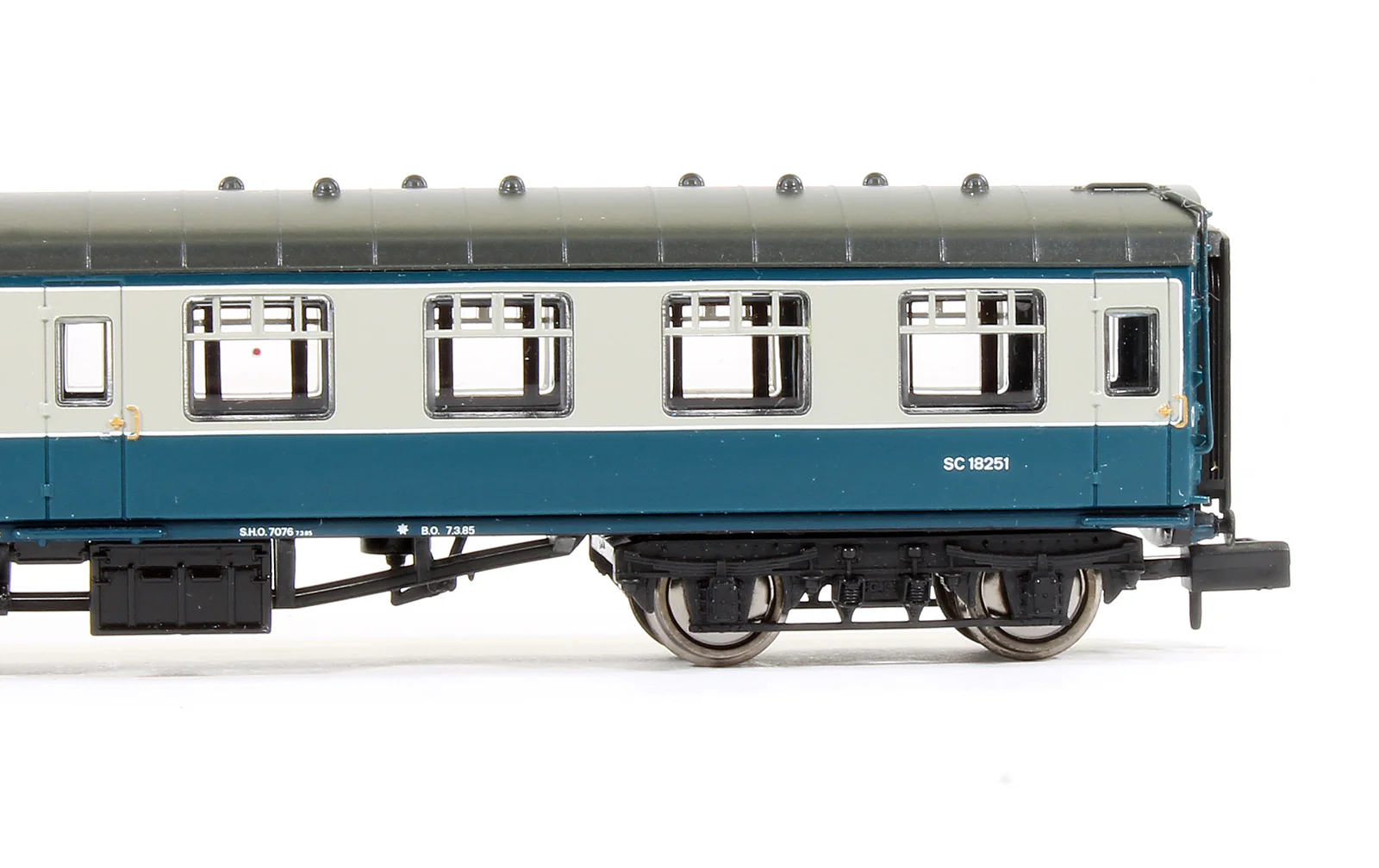 Pre-Owned MK1 SK Corridor Second Coach BR Blue & Grey SC 18251 - Image 3