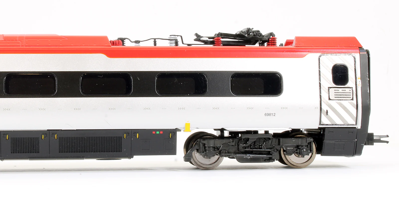 Pre-Owned Pendolino Standard Buffet Coach (Non Working Pantograph) 69812 - Image 3