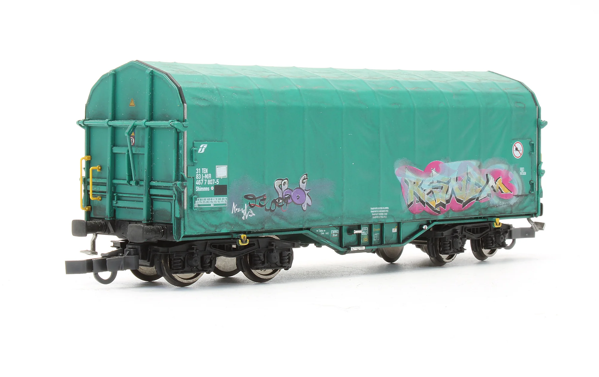 58379 Pre-Owned Set Of 2 Tarpaulin Wagons With Graffiti - Image 3