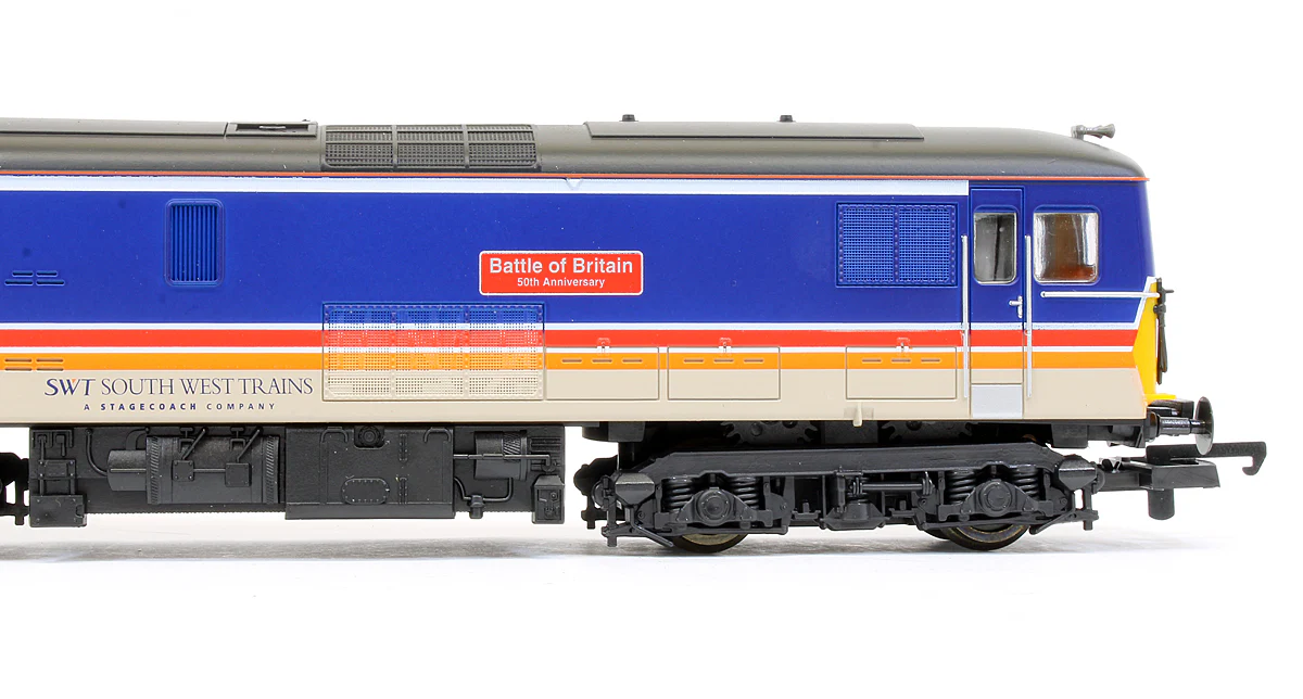 Pre-Owned L205016 South West Trains Class 73109 'Battle Of Britain' Electro Diesel Locomotive - Image 4