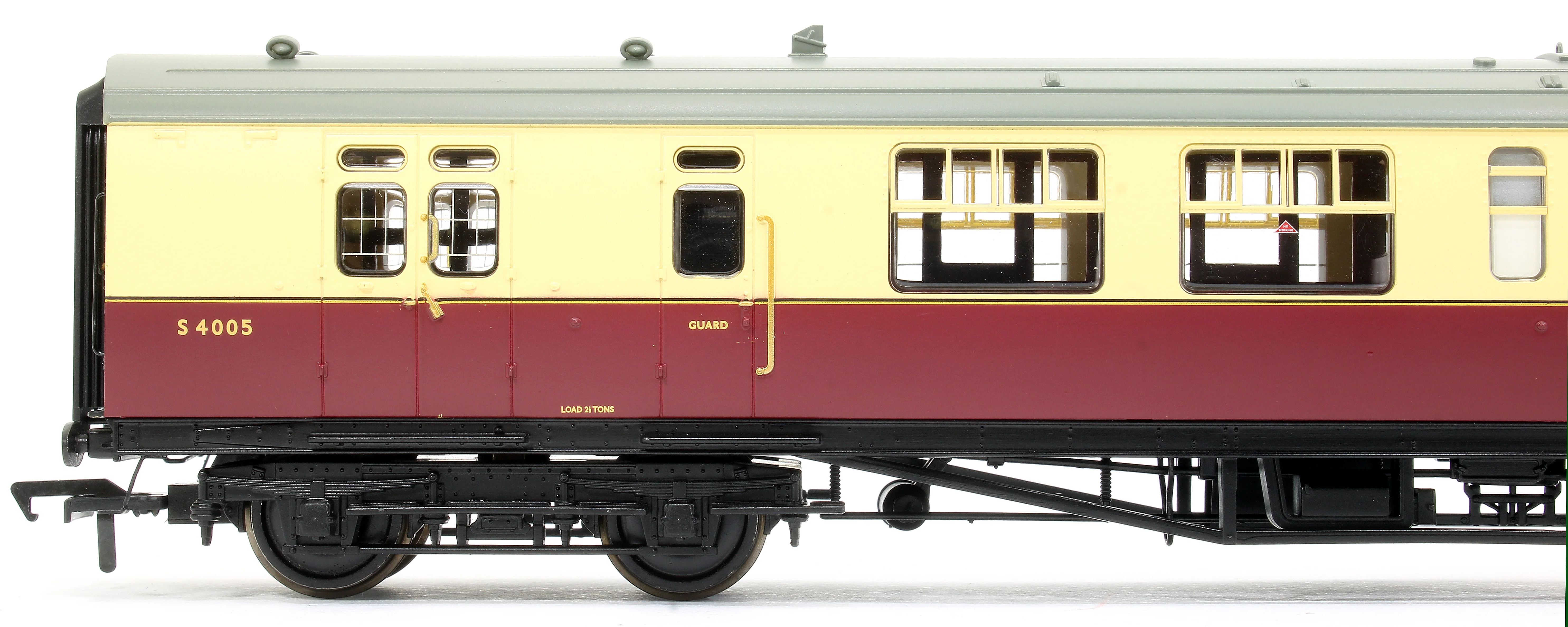Pre-Owned 34-727 SR Bulleid Brake Third Semi-Open 15'' Vents BR Crimson & Cream No.S4005 - Image 4