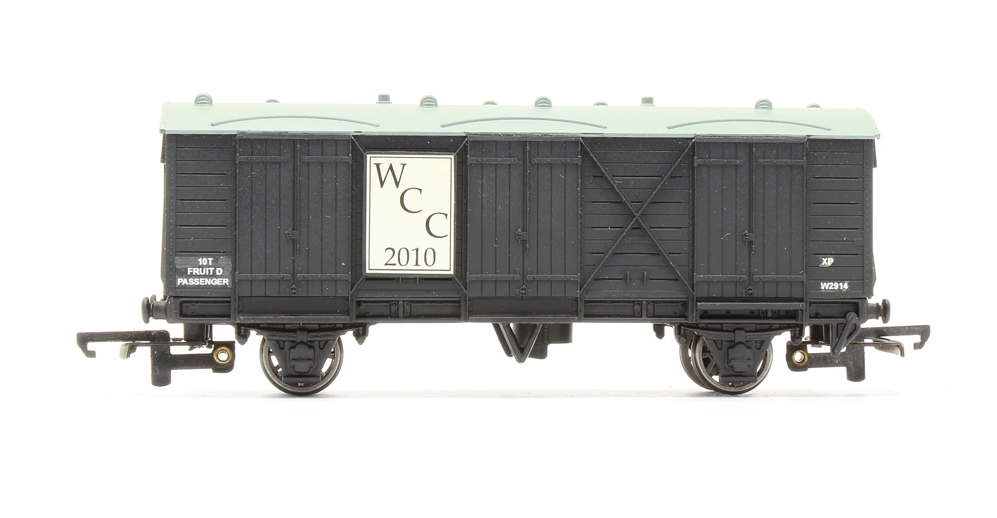 W5303 Pre-Owned The Black L.W.B Fruit Van 'WCC' - Limited Edition - Image 3