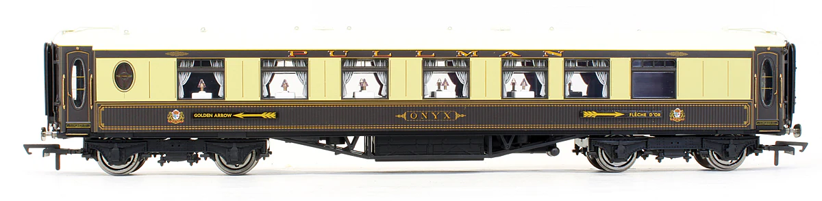 Pre-Owned R4196 'The Golden Arrow' Pullman 3 Car Coach Pack - Image 3