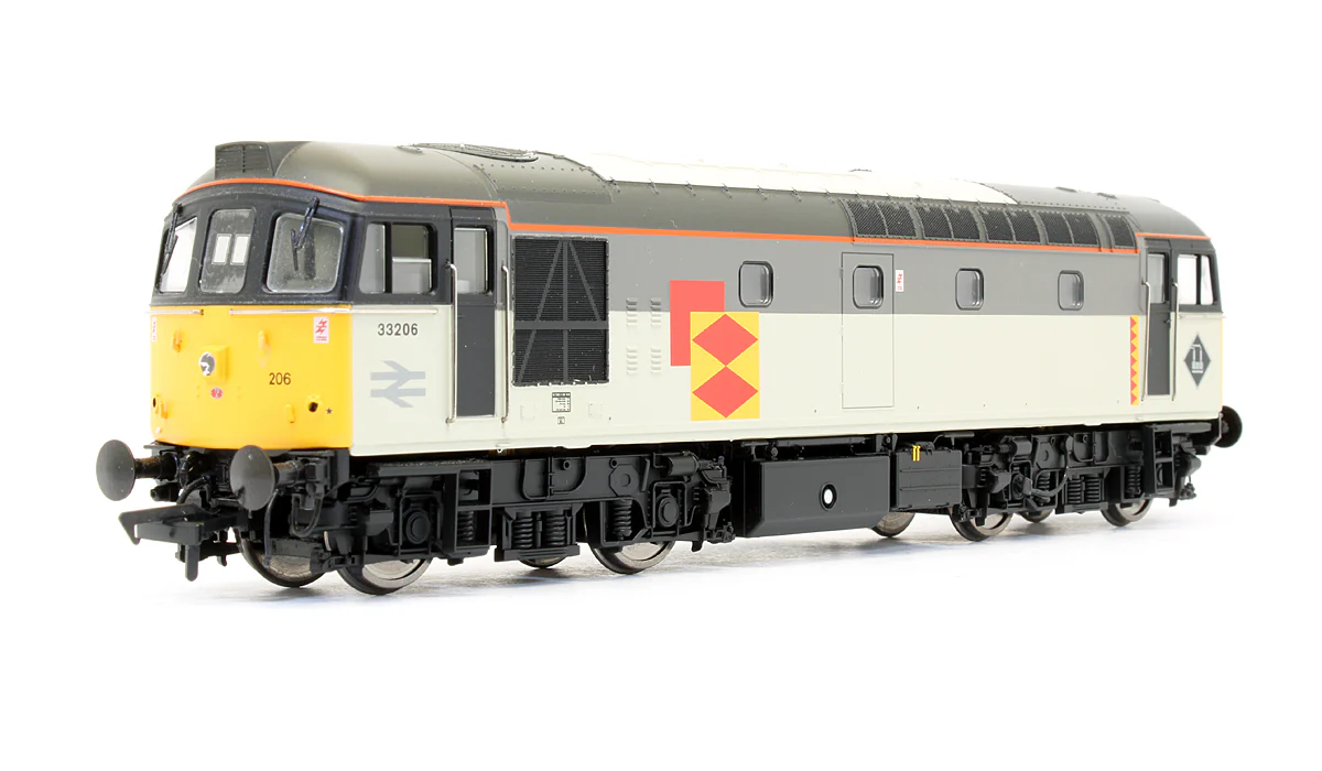 3337 Railfreight Distribution Class 33206 Diesel Locomotive
