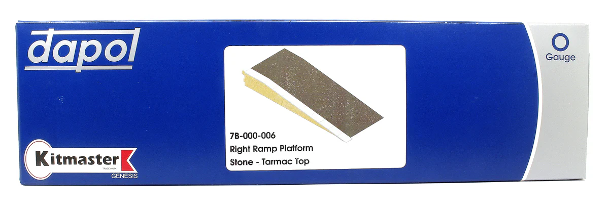 7B-000-006 Kitmaster Genesis - Ramp Right Stone Facing Tarmac Top