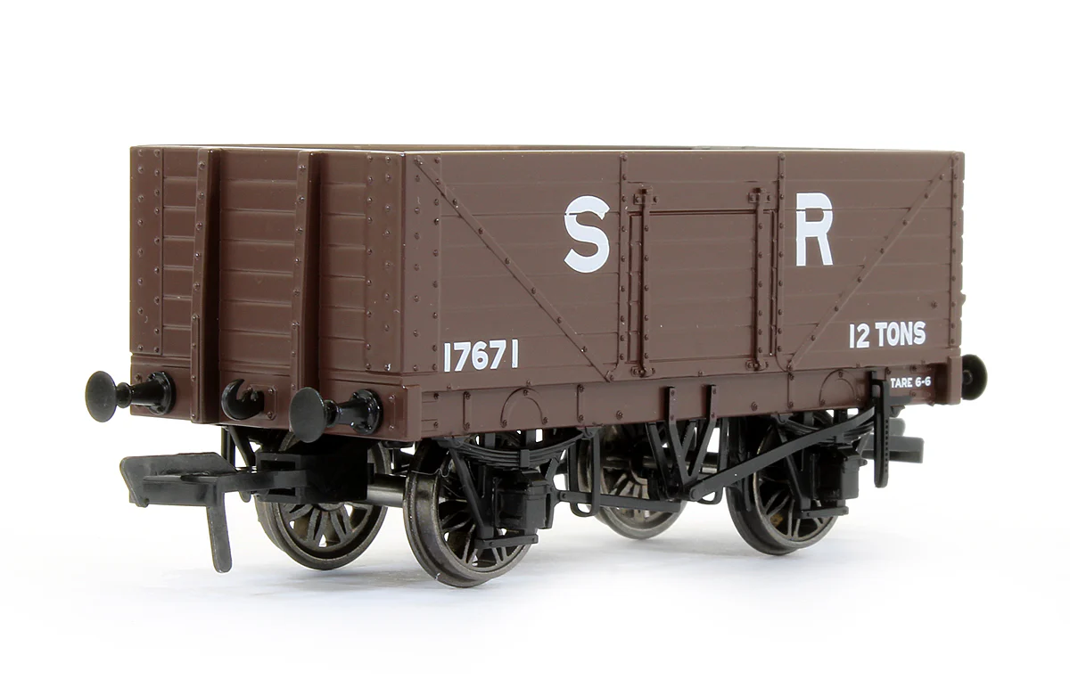 967237 Set of 3 SECR 12 Ton 7 Plank Mineral Wagons (SR Diagram 1358) - SR Brown Livery - Image 6
