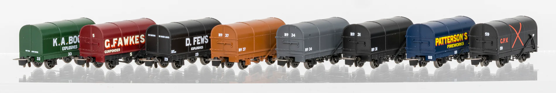 990204 Gunpowder Van - Plain Rusty Brown No.37 - Image 2