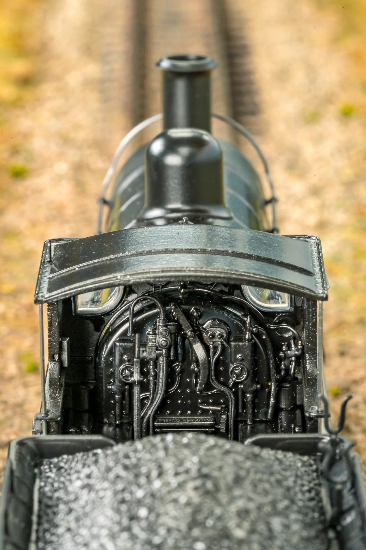 811502 Highland Railway Loch Class 4-4-0 No.119 'Loch Insh' HR Drummond Lined Green Steam Locomotive - DCC Sound - Image 2