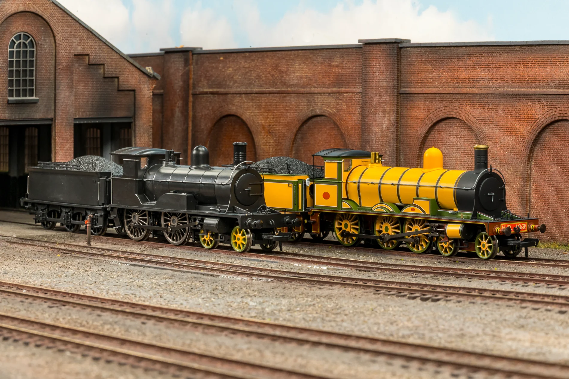 811502 Highland Railway Loch Class 4-4-0 No.119 'Loch Insh' HR Drummond Lined Green Steam Locomotive - DCC Sound - Image 8