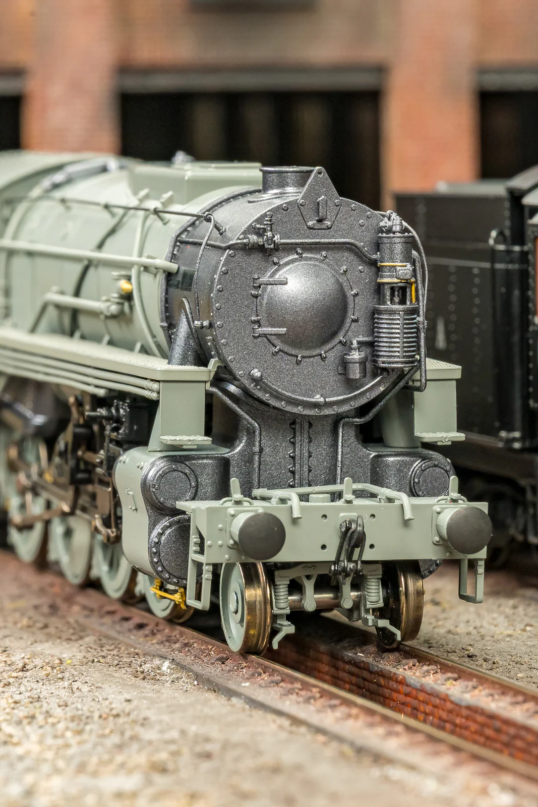 926002 USATC S160 2-8-0 LMS Wartime Dark Grey U.S.A on Tender No.2415 Steam Locomotive - Image 3