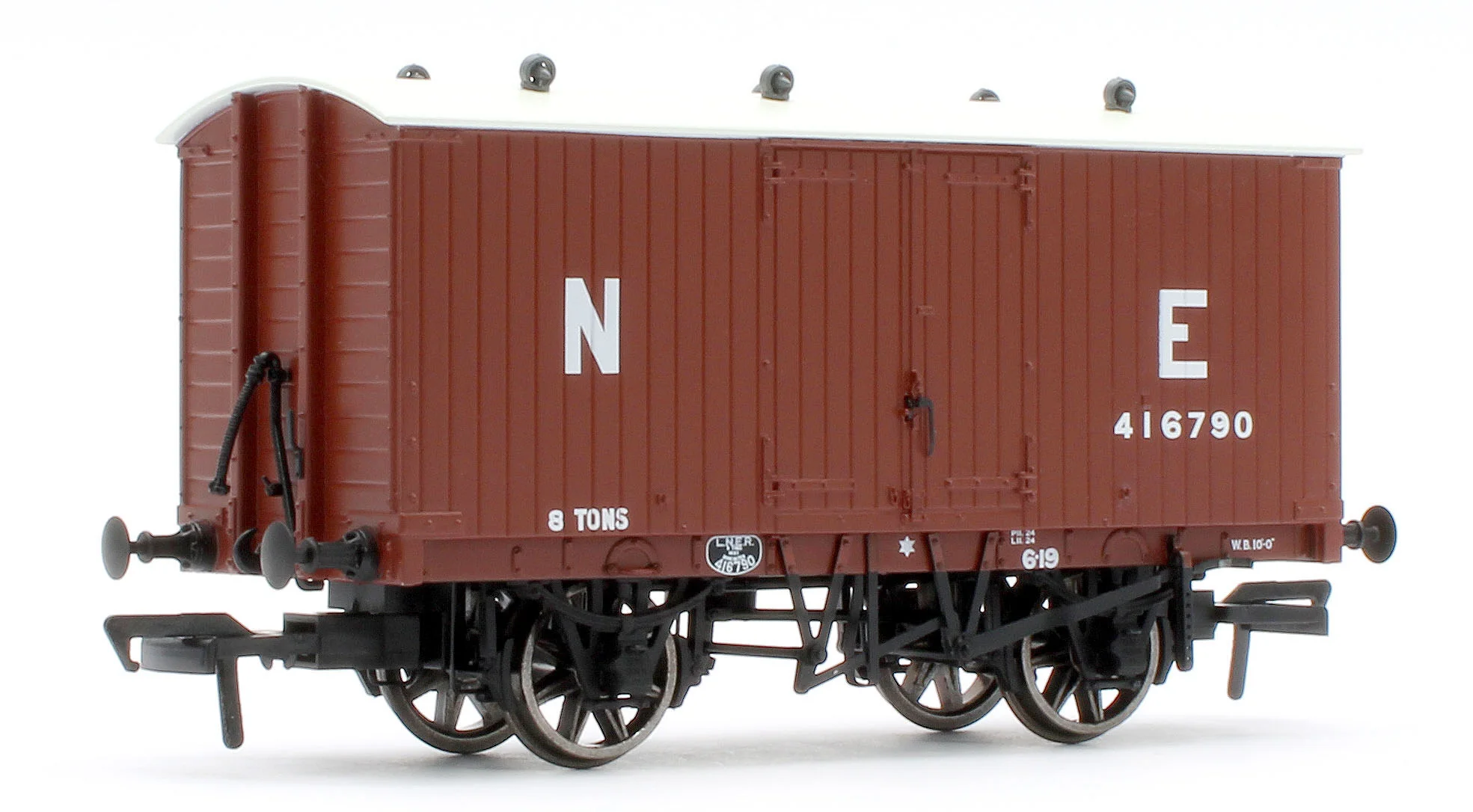 930006 GNR 8 Ton Van - NE (Large Letters) No.416790
