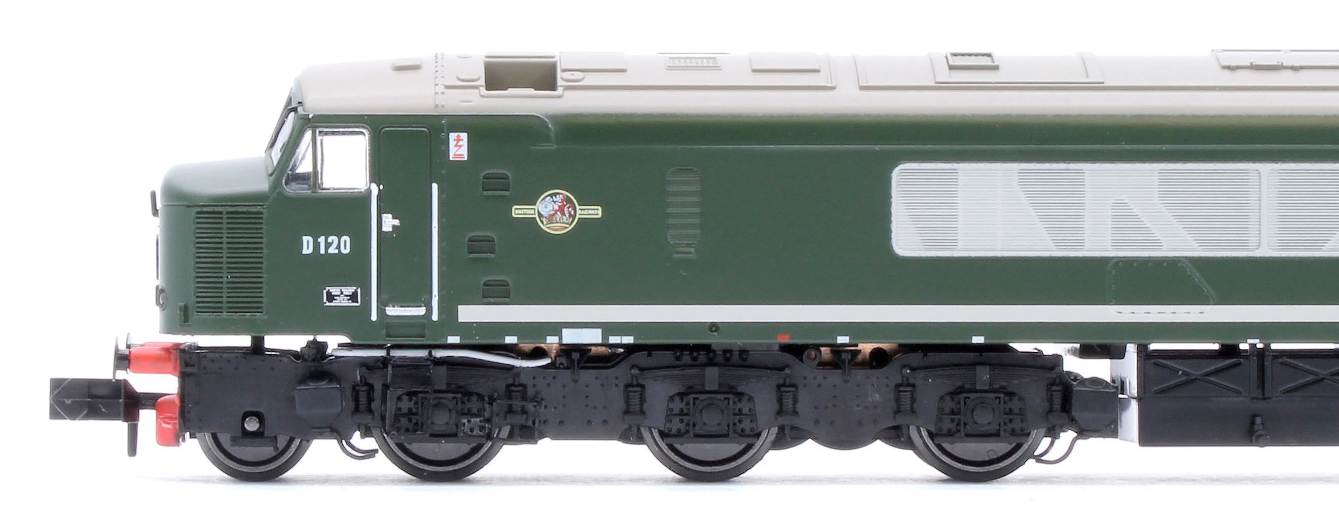 948101 Class 45 D120 Plain BR Green Diesel Locomotive - Image 8
