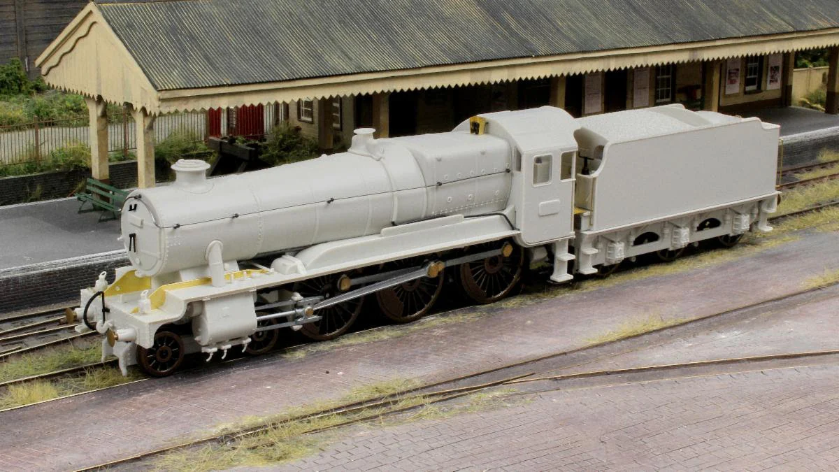 954509 GWR County No.1000 'County of Middlesex' BR Lined Green Late Crest Steam Locomotive - DCC Sound - Image 4
