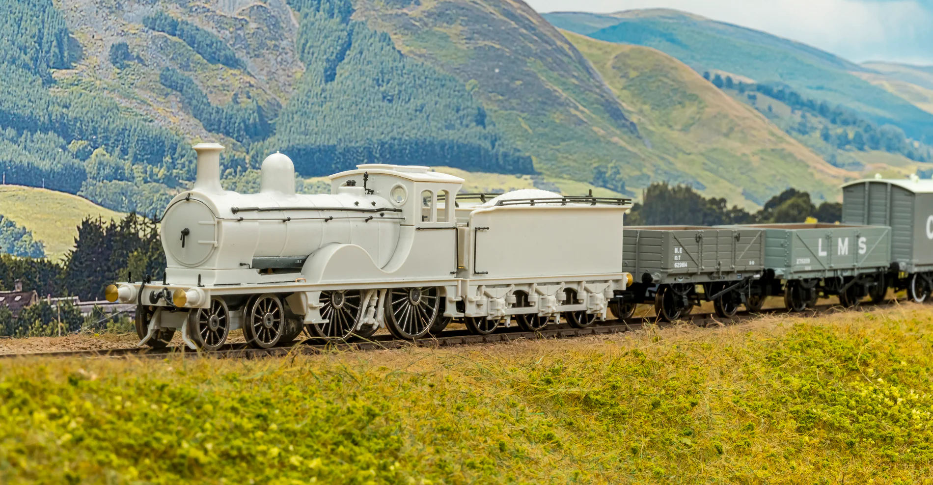 959512 LNER D40 Class 4-4-0 No.49 'Gordon Highlander' - GNoSR Green Railtour Condition Steam Locomotive - DCC Sound - Image 10