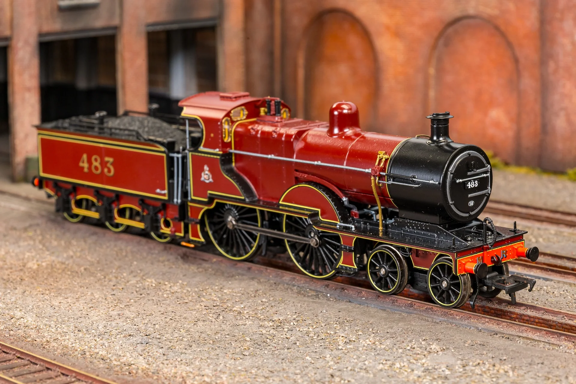 974002 Midland Railway 483 Class 4-4-0 Crimson No.483 Steam Locomotive