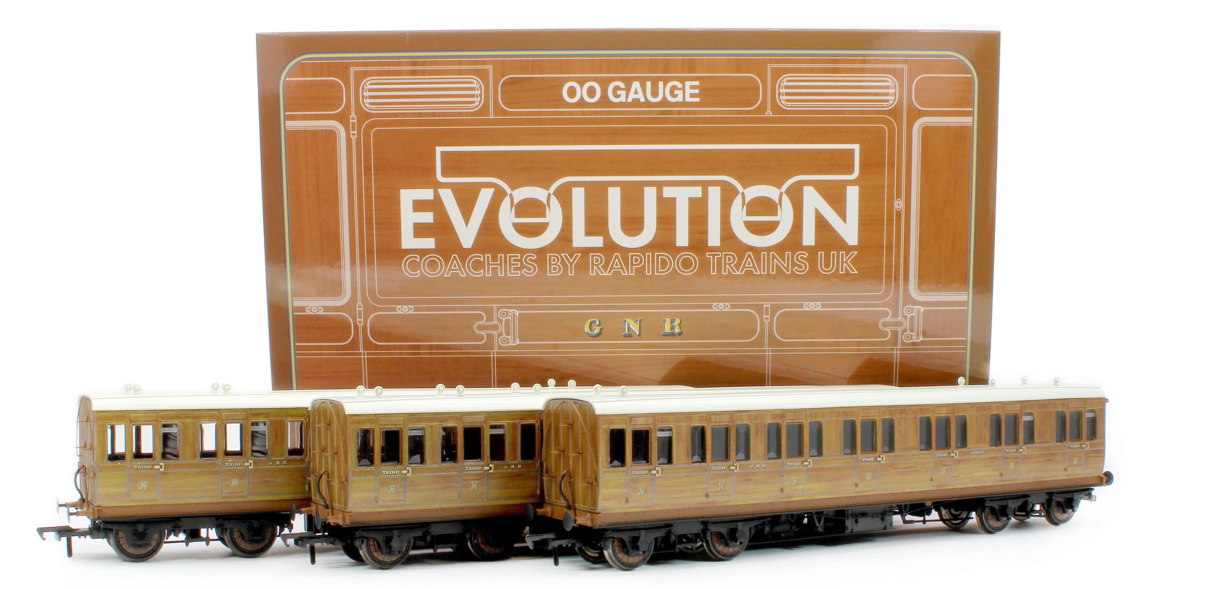 978021 48' GNR âEvolutionâ Bogie Coach Non-Corridor Carriage No.3156, No.3067 & No.3923 3-Pack