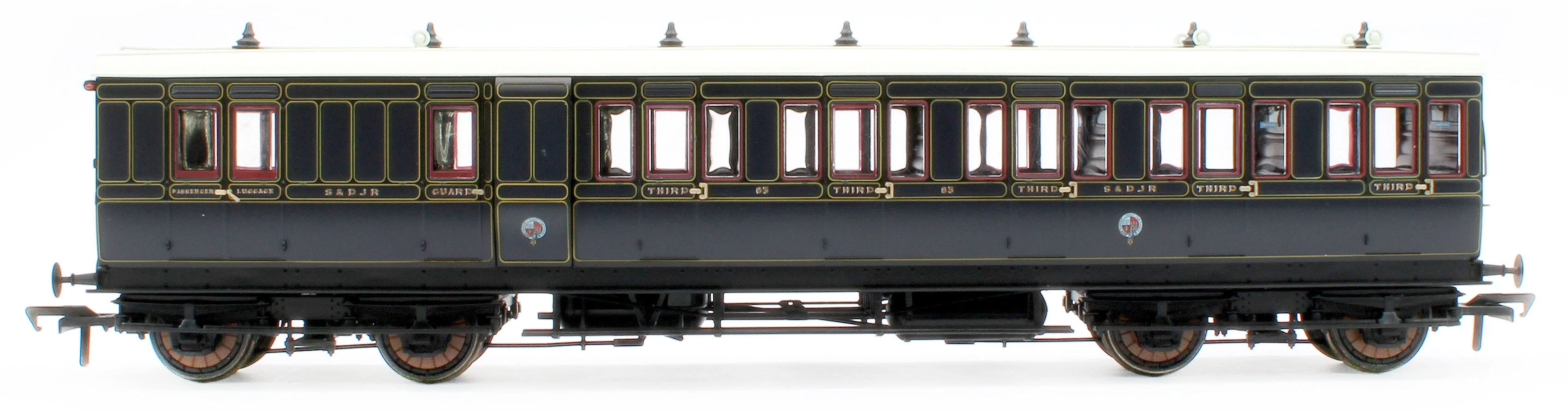 978025 48' SDJR âEvolutionâ Bogie Coach Non-Corridor Carriage No.85, No.71 & No.15 3-Pack - Image 10