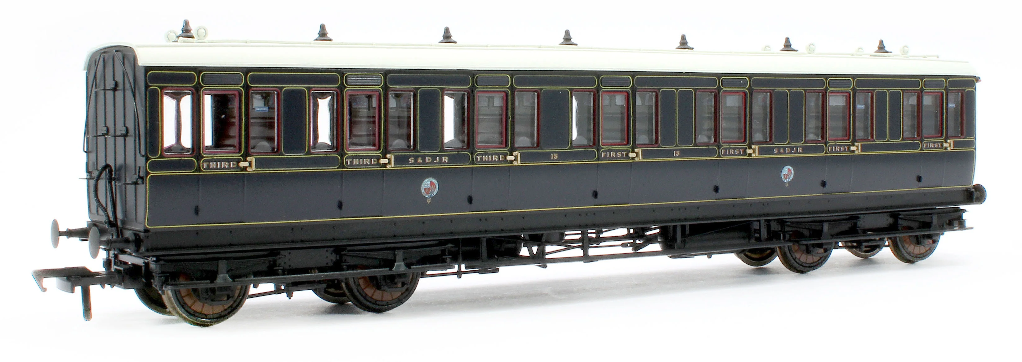 978025 48' SDJR âEvolutionâ Bogie Coach Non-Corridor Carriage No.85, No.71 & No.15 3-Pack - Image 5
