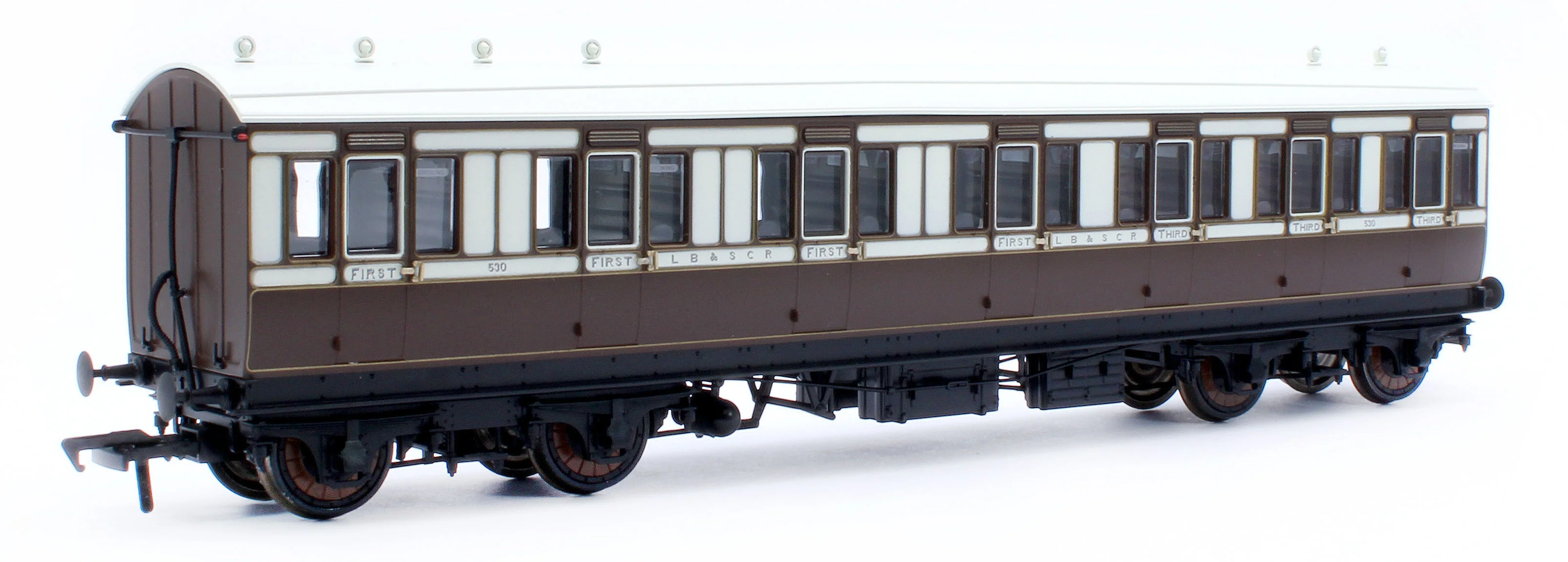 978029 48' LBSCR ‘Evolution’ Bogie Coach Non-Corridor Carriage No.501, No.751 & No.530 3-Pack - Image 11