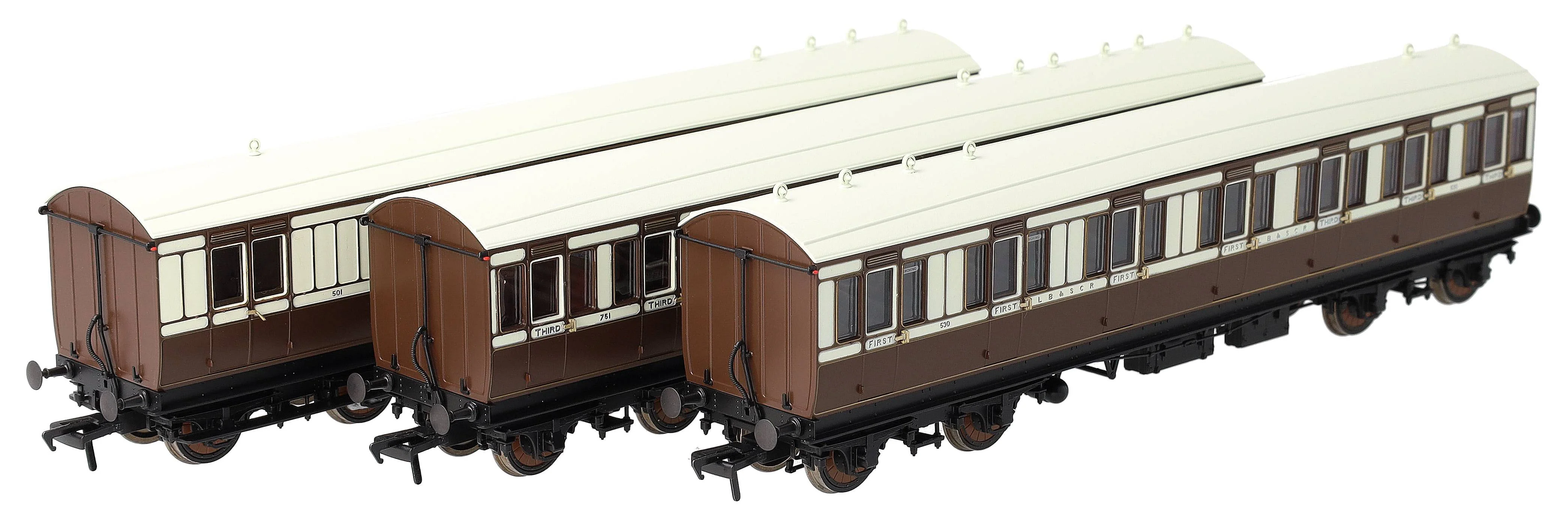 978029 48' LBSCR ‘Evolution’ Bogie Coach Non-Corridor Carriage No.501, No.751 & No.530 3-Pack - Image 2