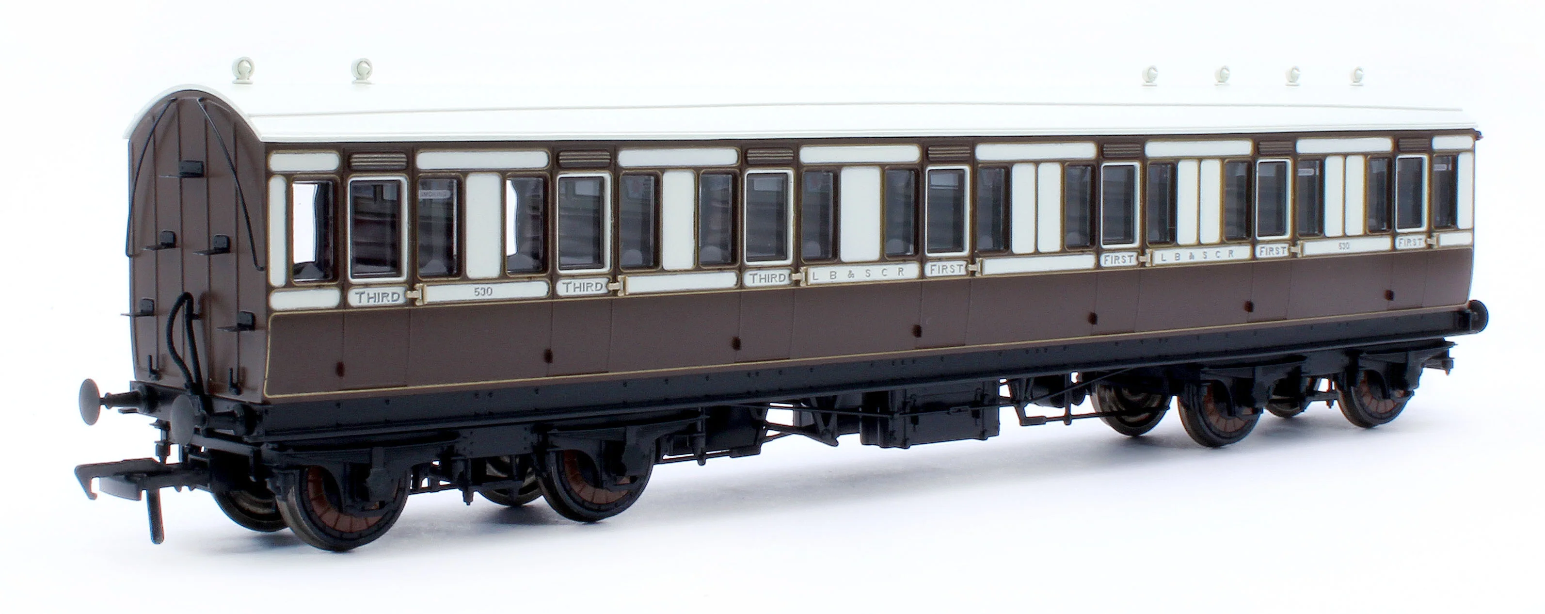 978029 48' LBSCR ‘Evolution’ Bogie Coach Non-Corridor Carriage No.501, No.751 & No.530 3-Pack - Image 9