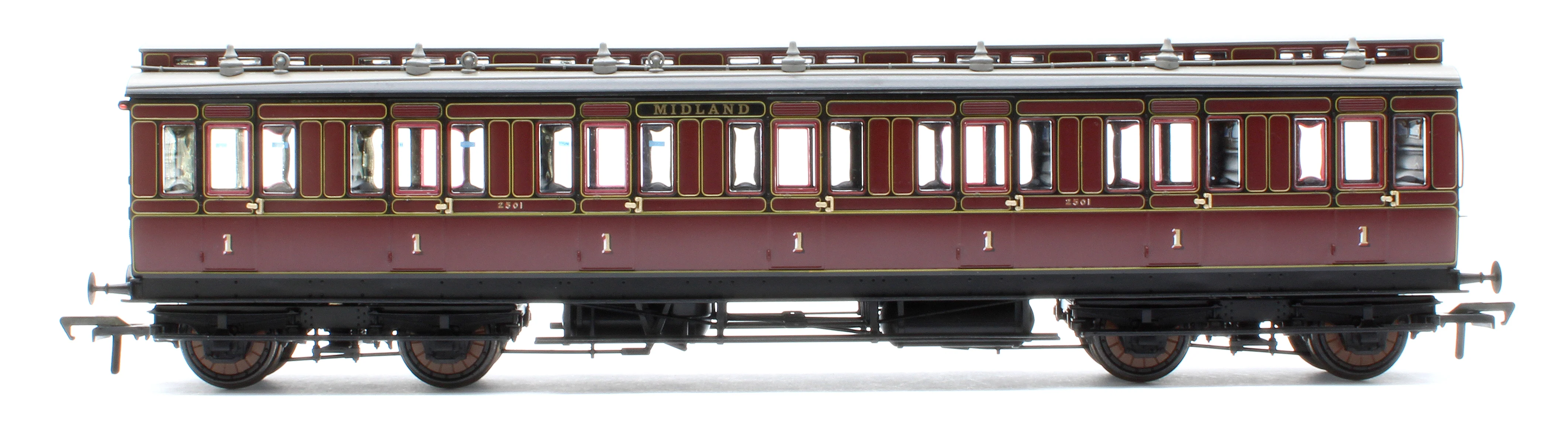 978039 48' Midland Railway ‘Evolution’ Non-Corridor First No.2501 - Image 4
