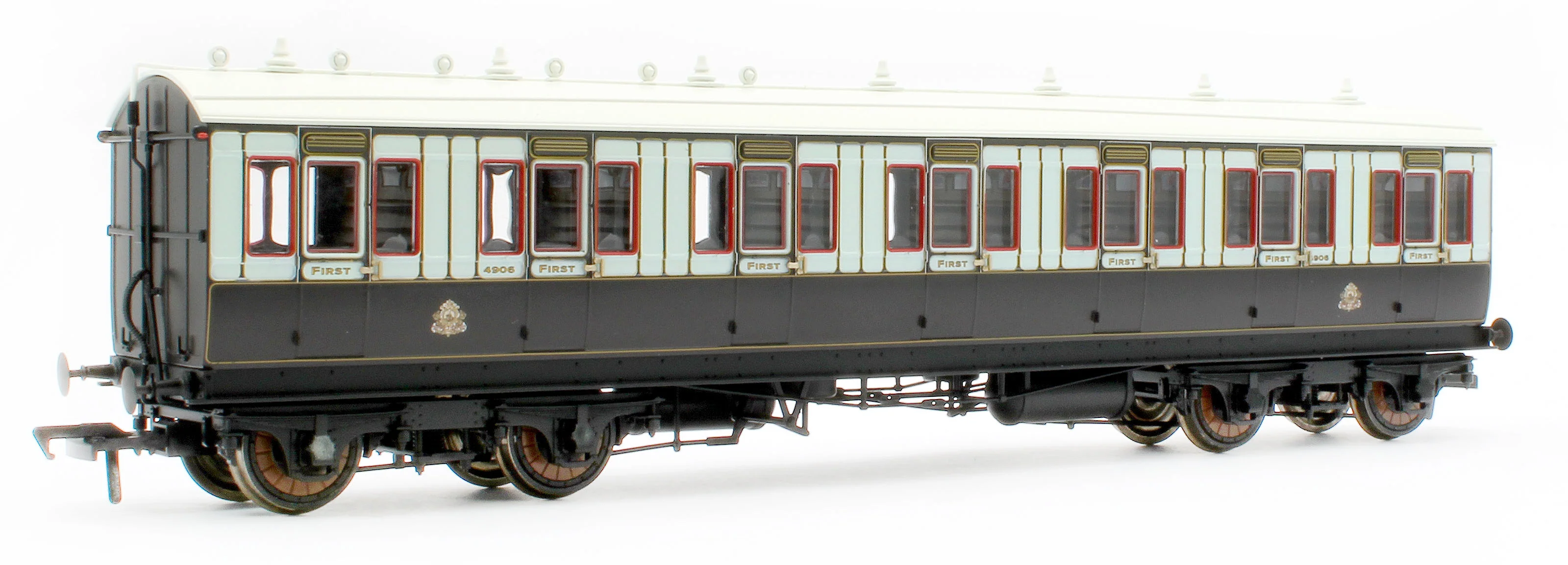 978041 48' LNWR ‘Evolution’ Non-Corridor First No.4906 - Image 3