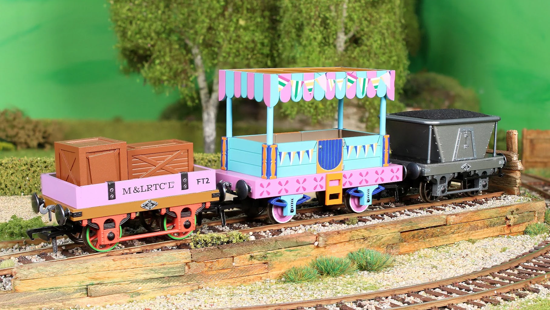 980002 Ivor the Engine Rolling Stock Pack