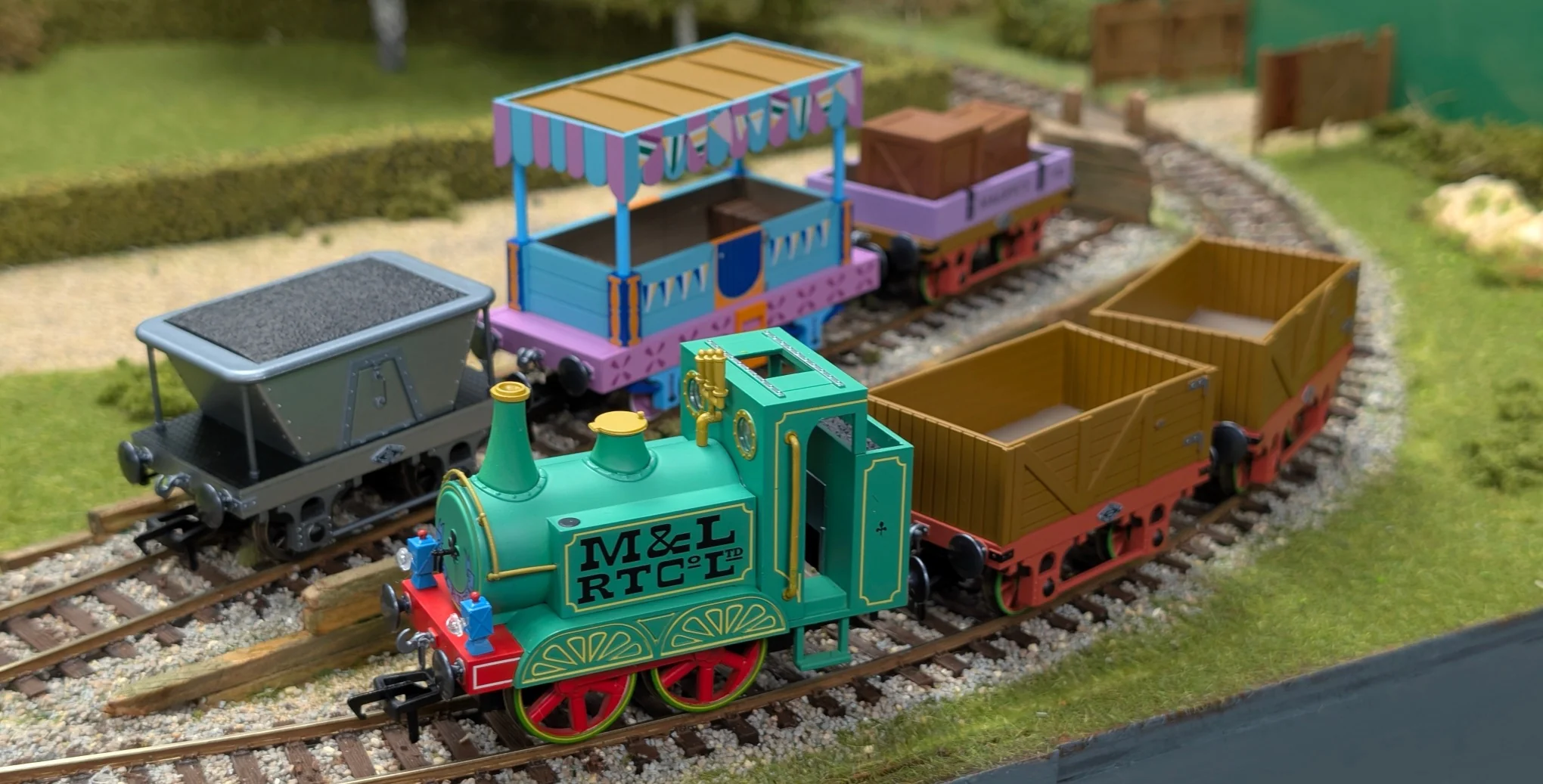 980002 Ivor the Engine Rolling Stock Pack - Image 6