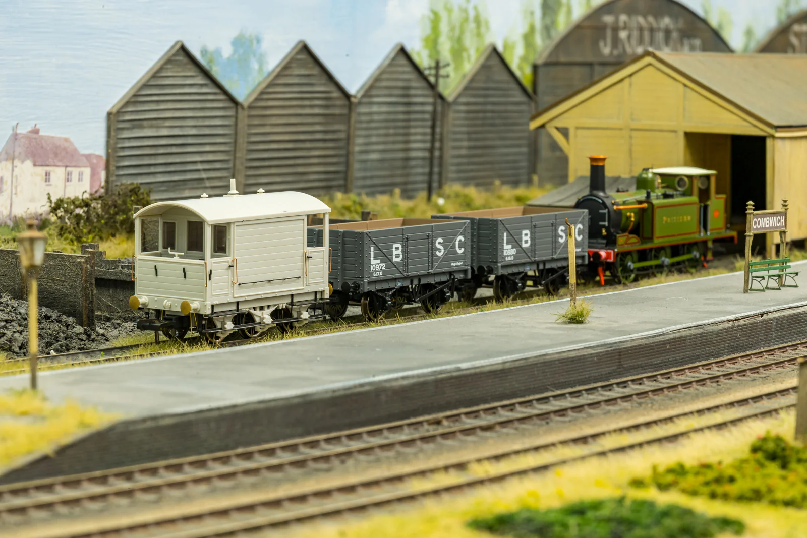 994102 LBSC 6 Wheel Brake Van - LB&SCR No.307 - Image 5