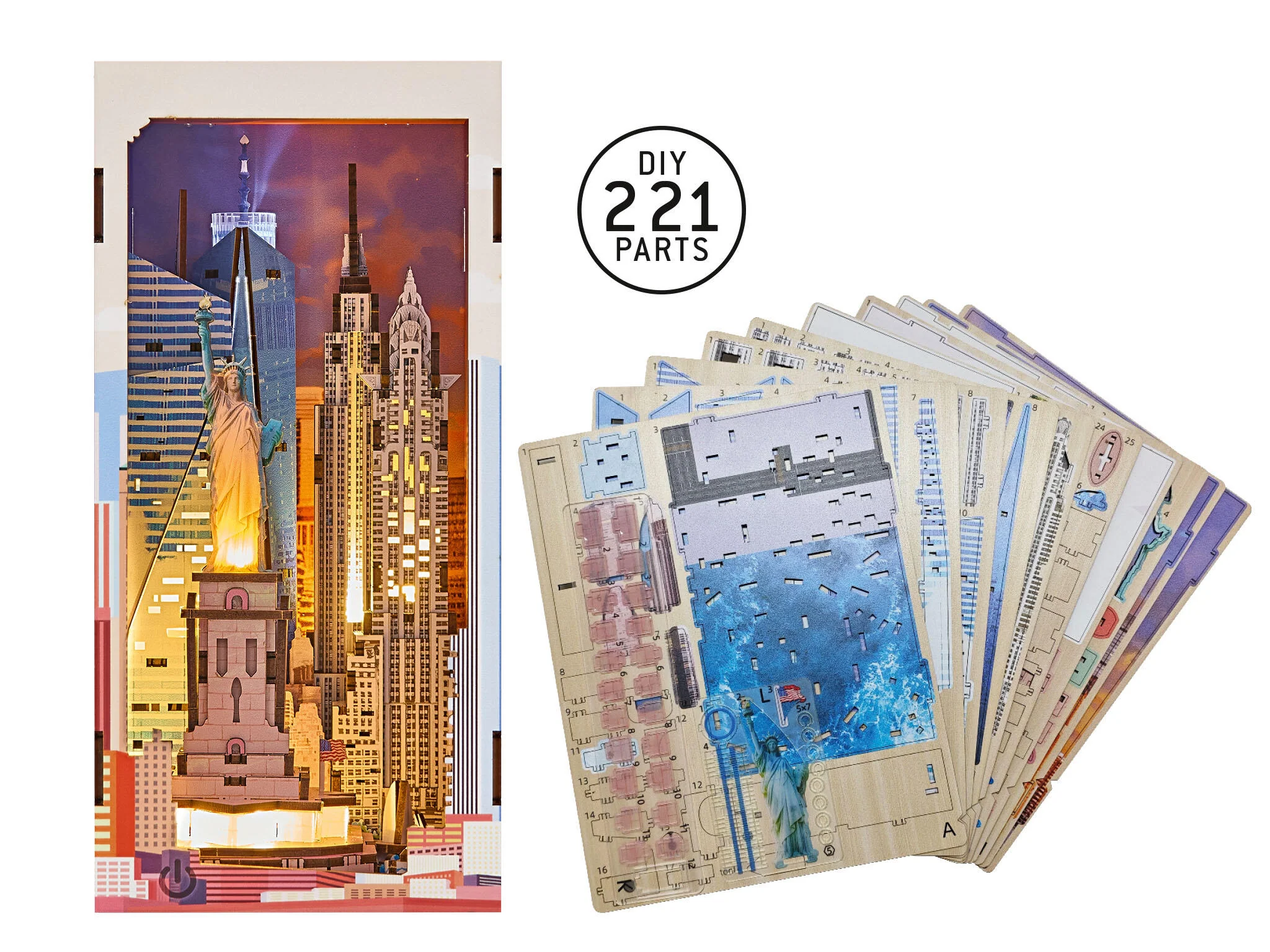 00540 New York Tiny Adventures Book Nook Model Kit - Image 5