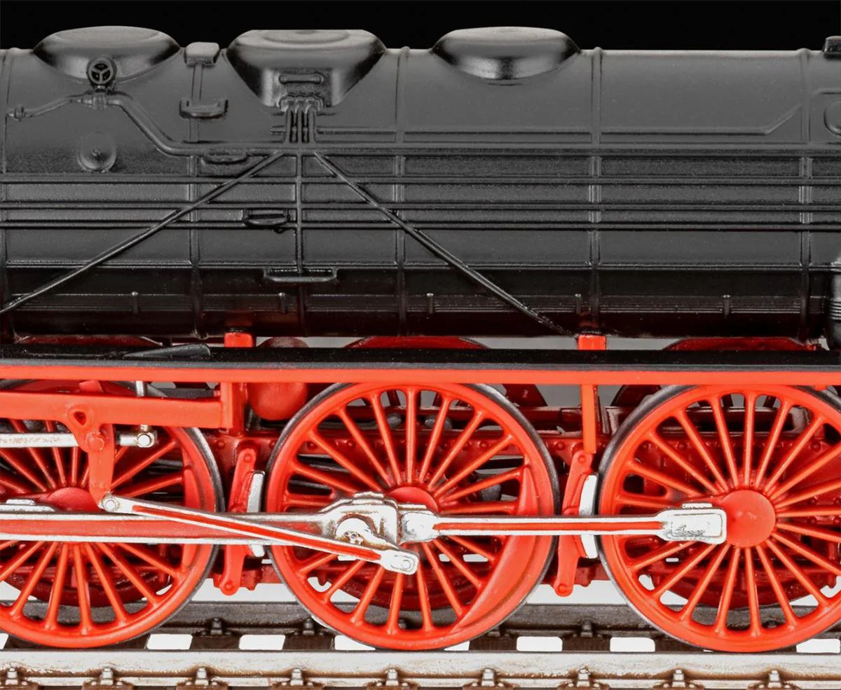 02171 Express Locomotive BR 02 & Tender 2'2' T30 (1:87 Scale) Model Kit - Image 5