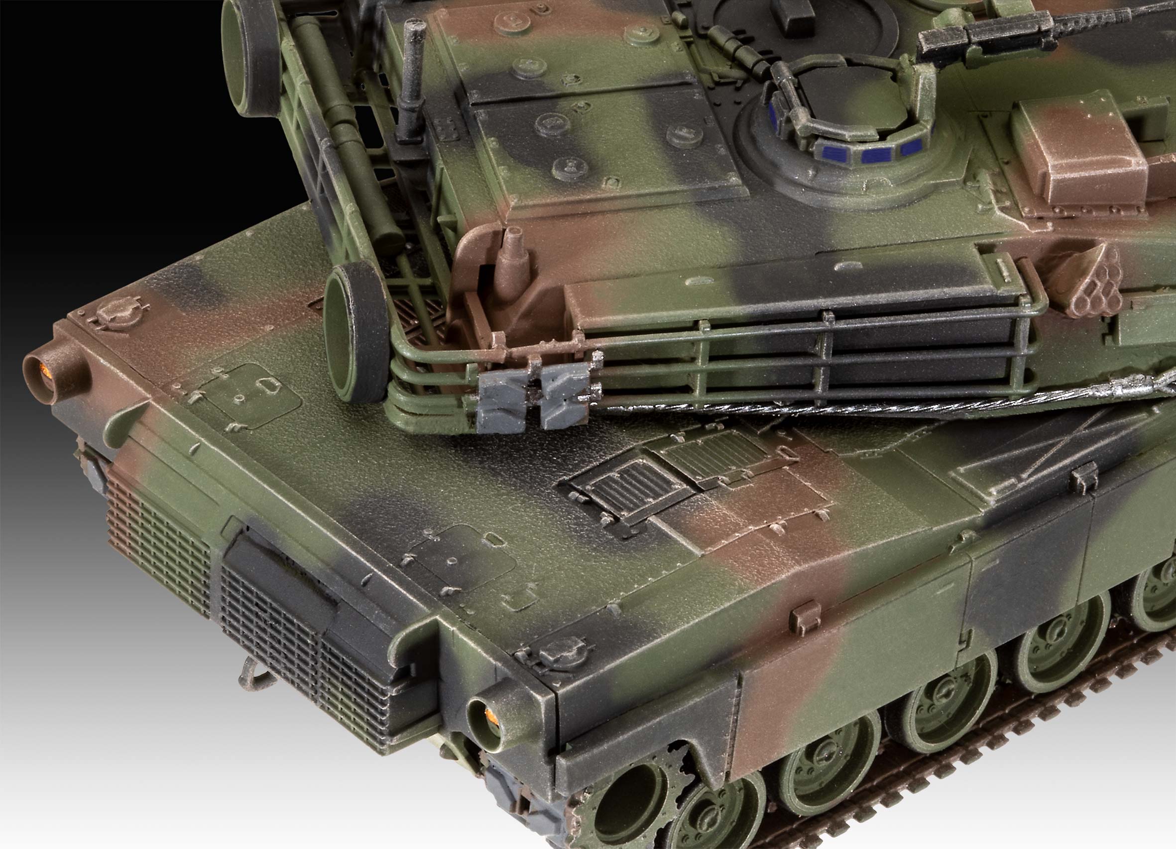 03346 US M1A2 Abrams (1:72 Scale) Kit - Image 5