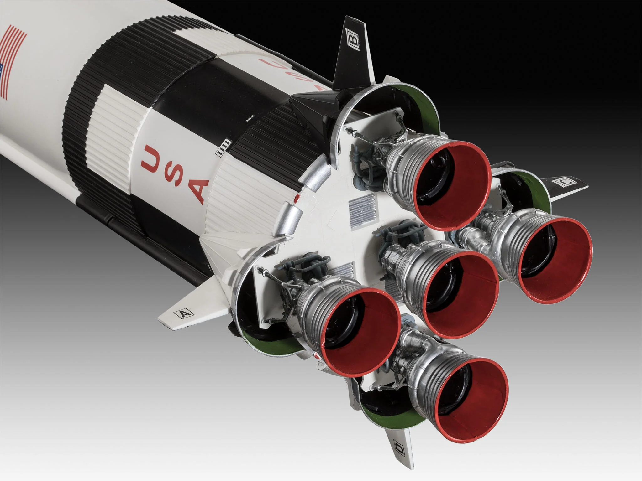 03704 Apollo 11 Saturn V Rocket Model Kit - Image 7