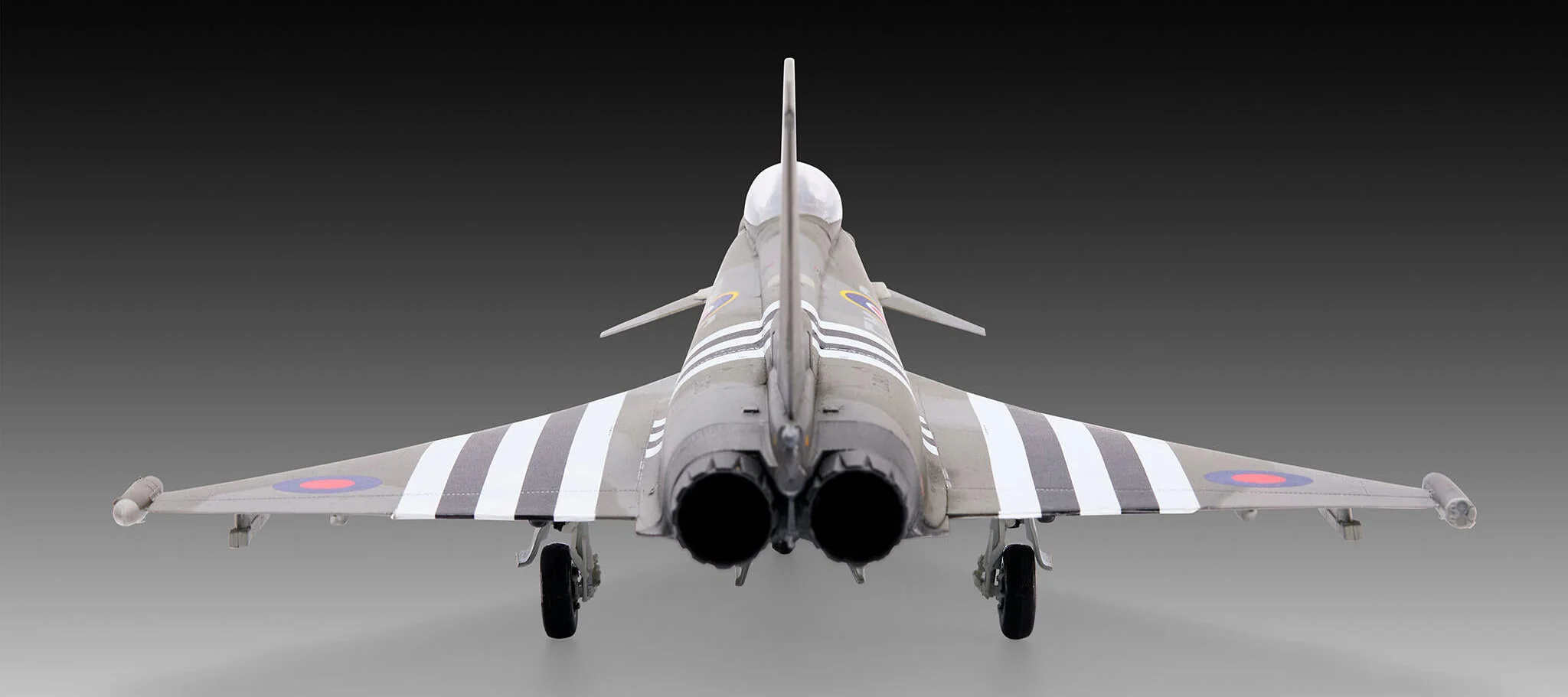 03753 Eurofighter Typhoon FGR.4 Model Kit - Image 5