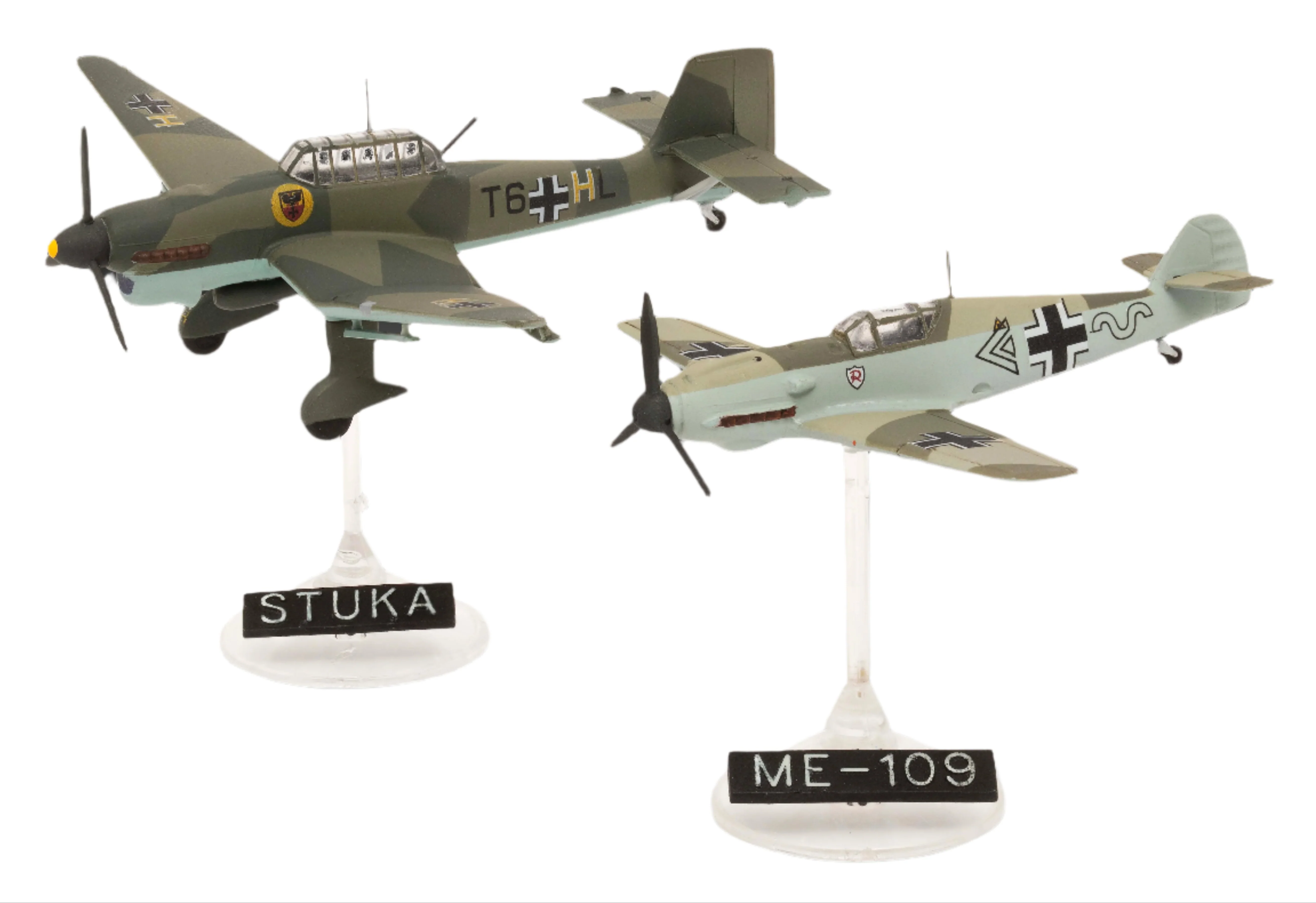03770 Messerschmitt Bf109E & Junkers Ju87B Stuka Model Kit - Image 2