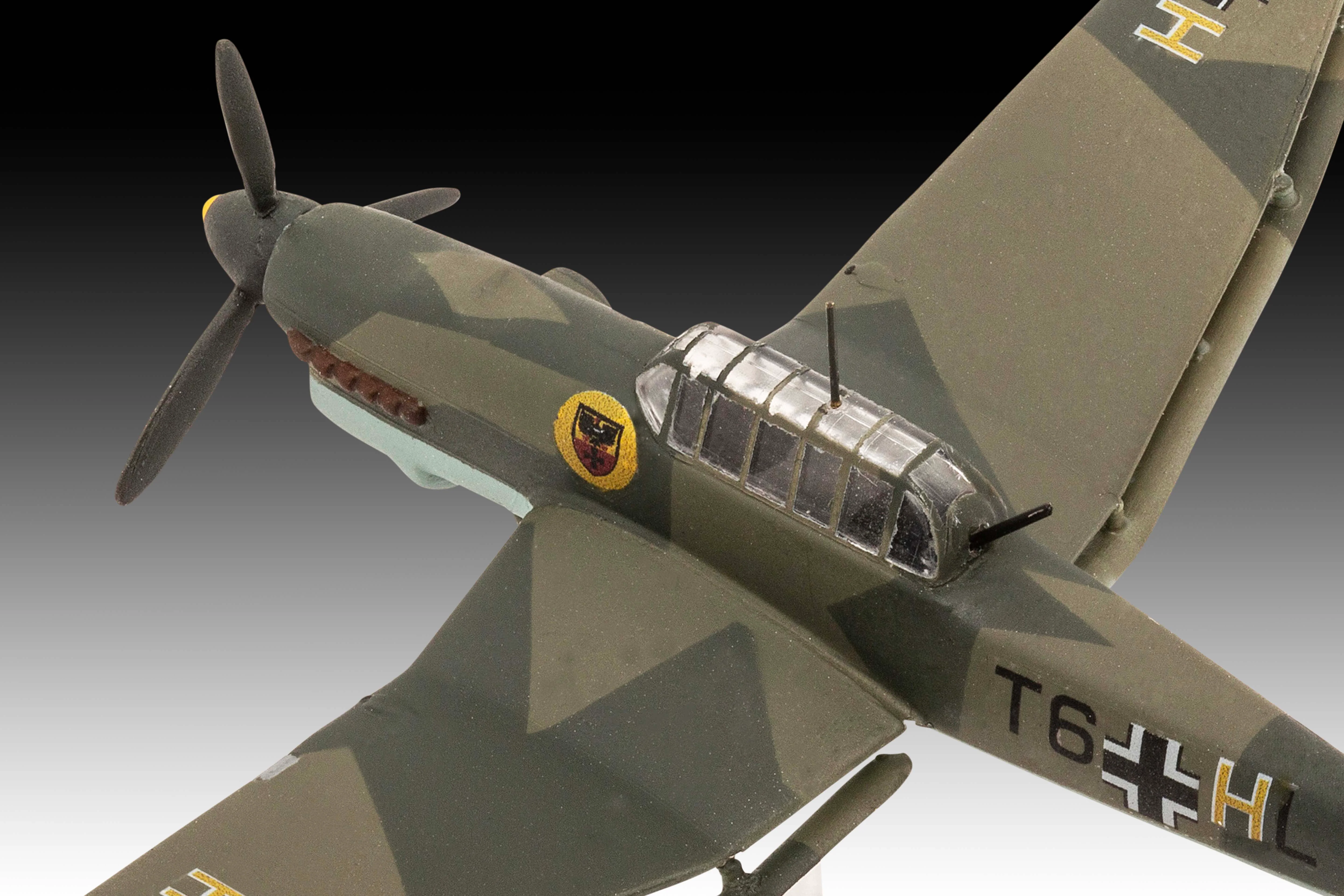 03770 Messerschmitt Bf109E & Junkers Ju87B Stuka Model Kit - Image 4