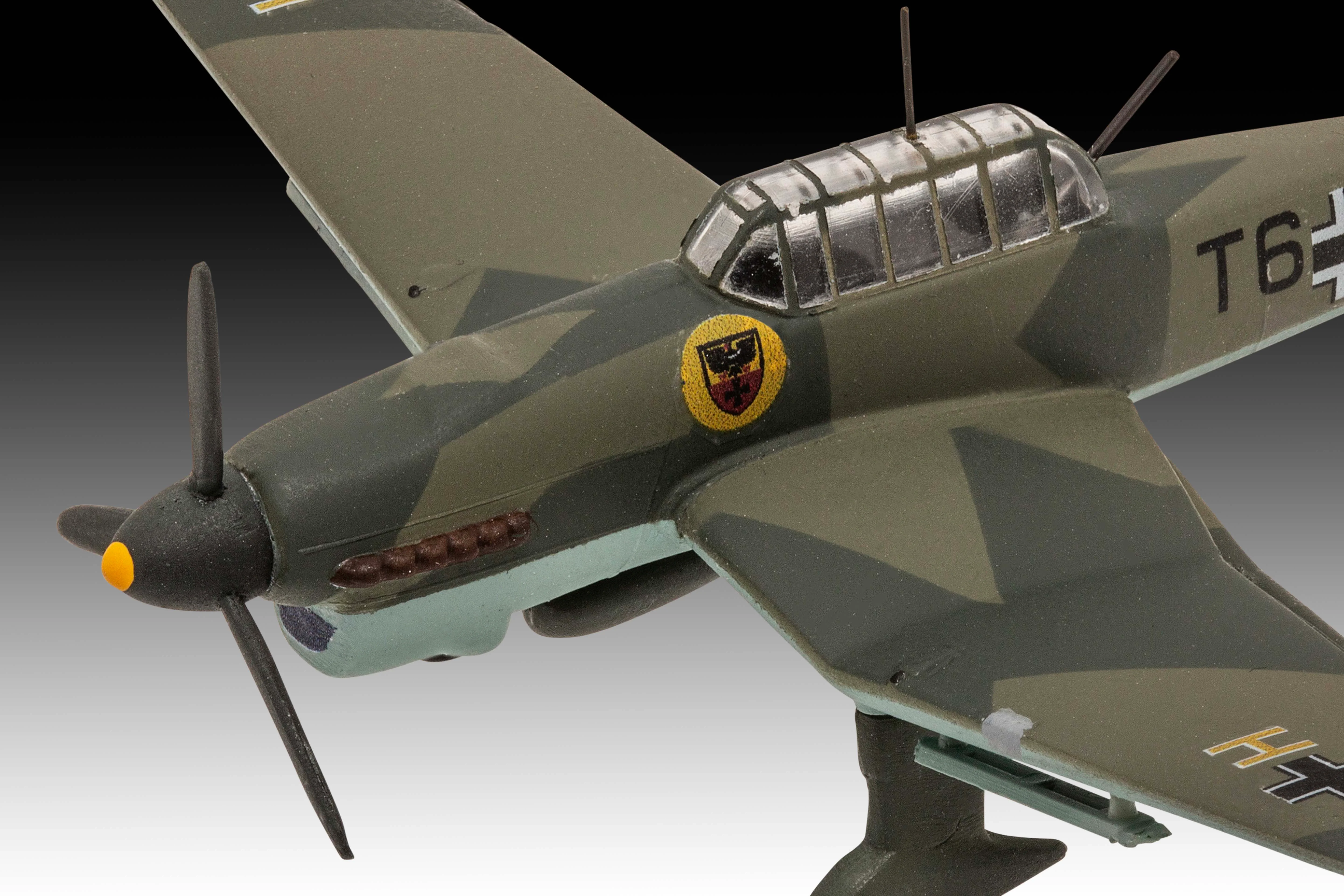 03770 Messerschmitt Bf109E & Junkers Ju87B Stuka Model Kit - Image 6