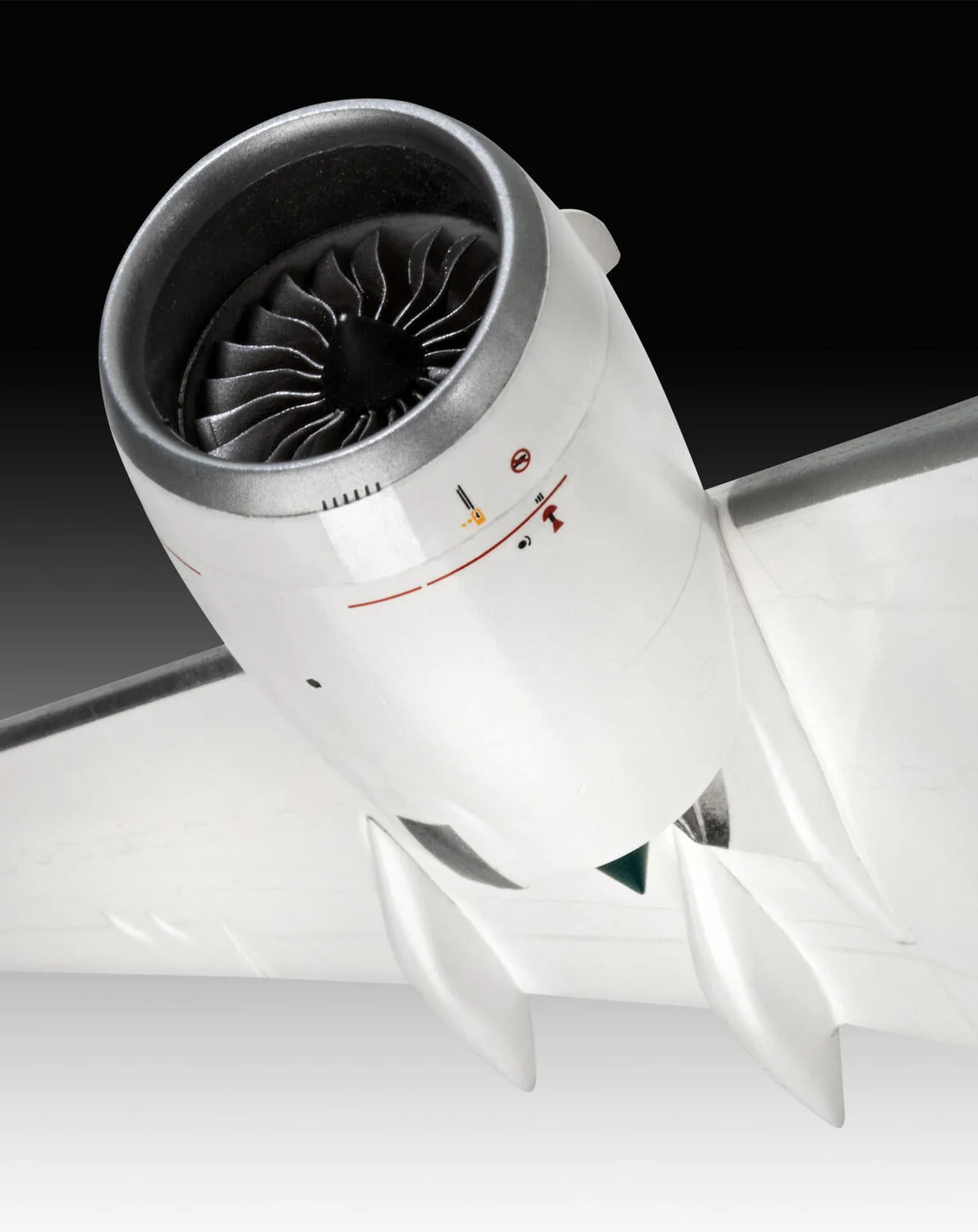 03881 Airbus A350-900 "Lufthansa" New Livery Model Kit - Image 3