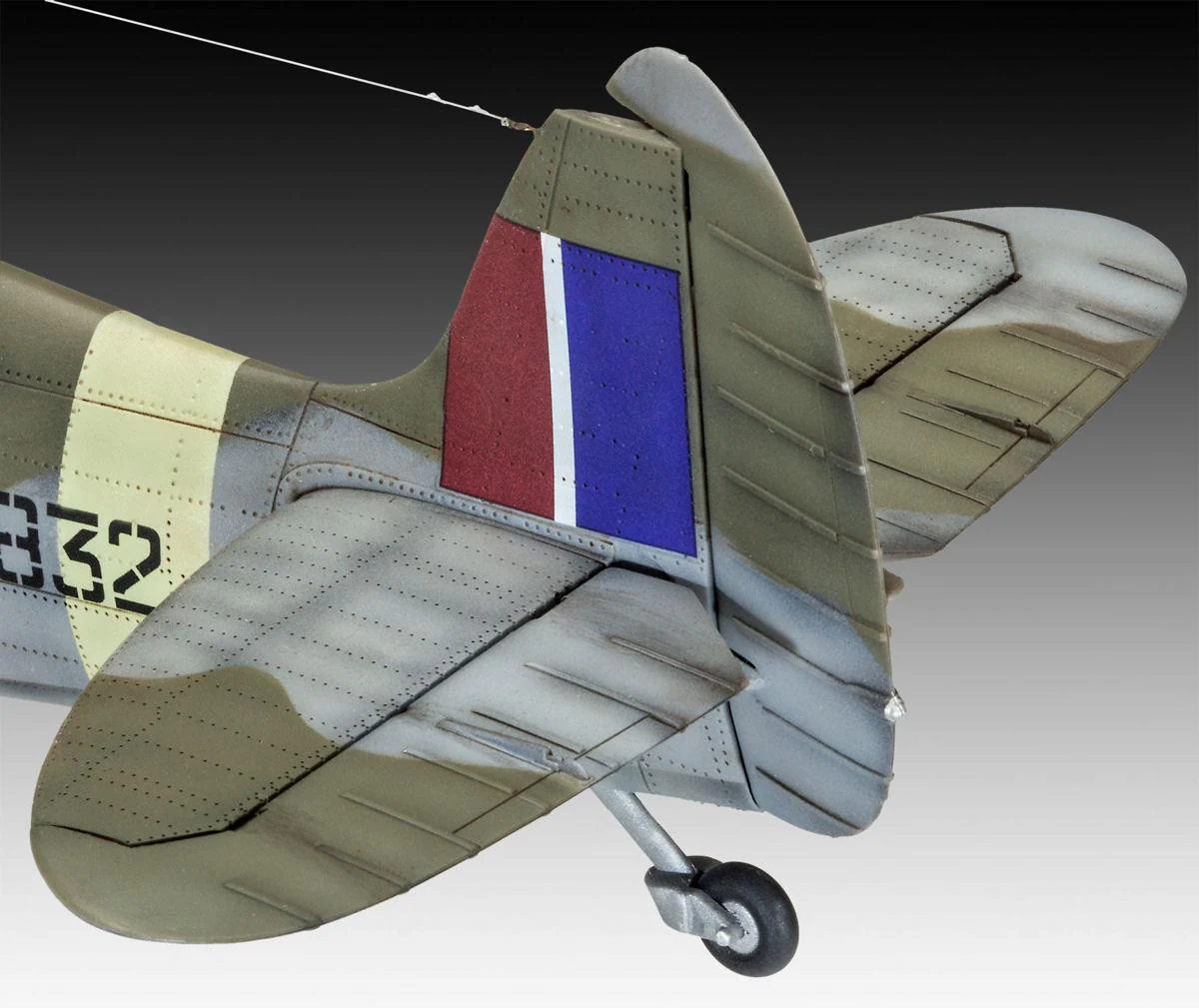 03927 Supermarine Spitfire Mk.IXc (1:32 Scale) Model Kit - Image 5