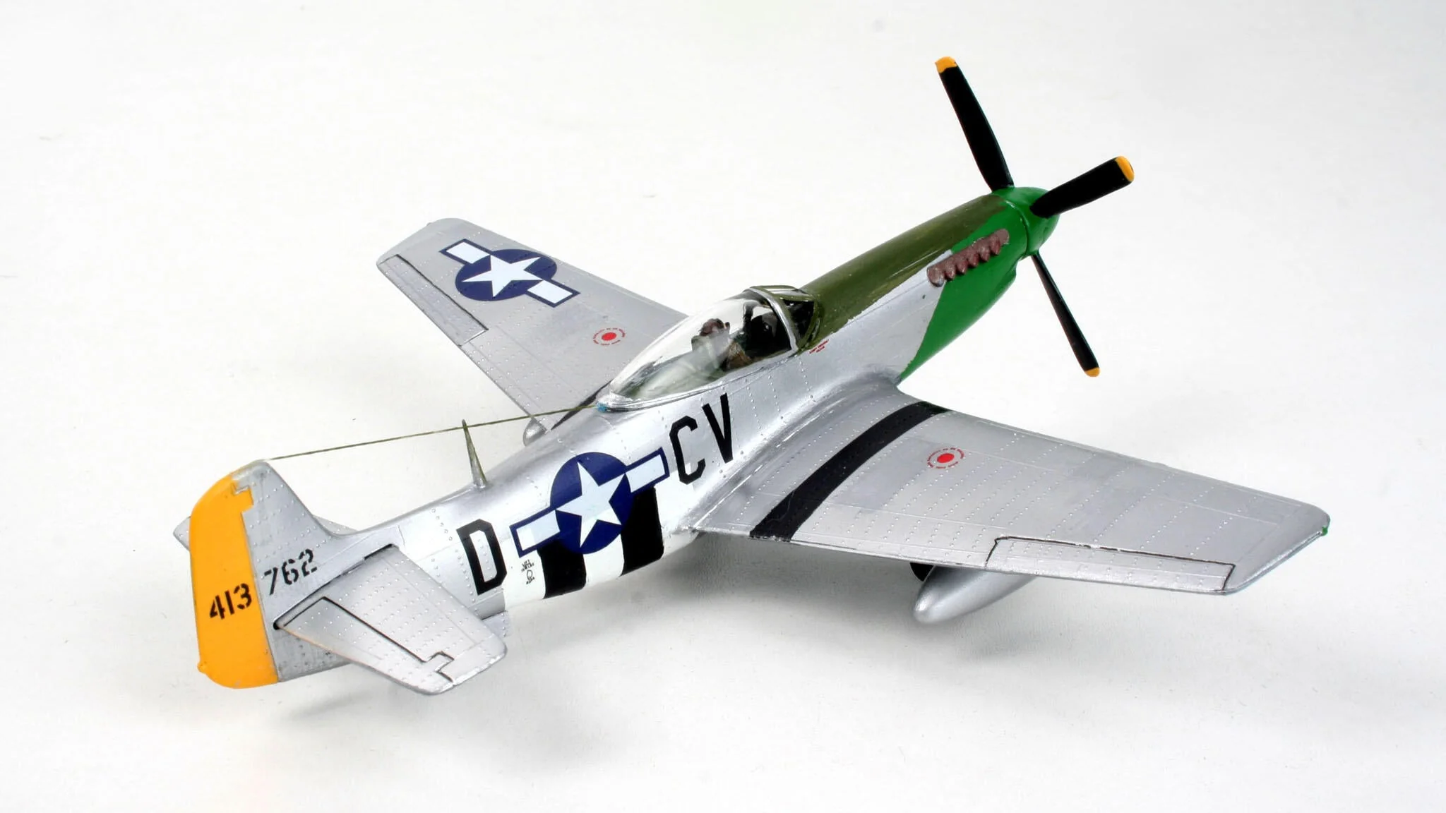 04148 P-51D Mustang Model Kit - Image 7