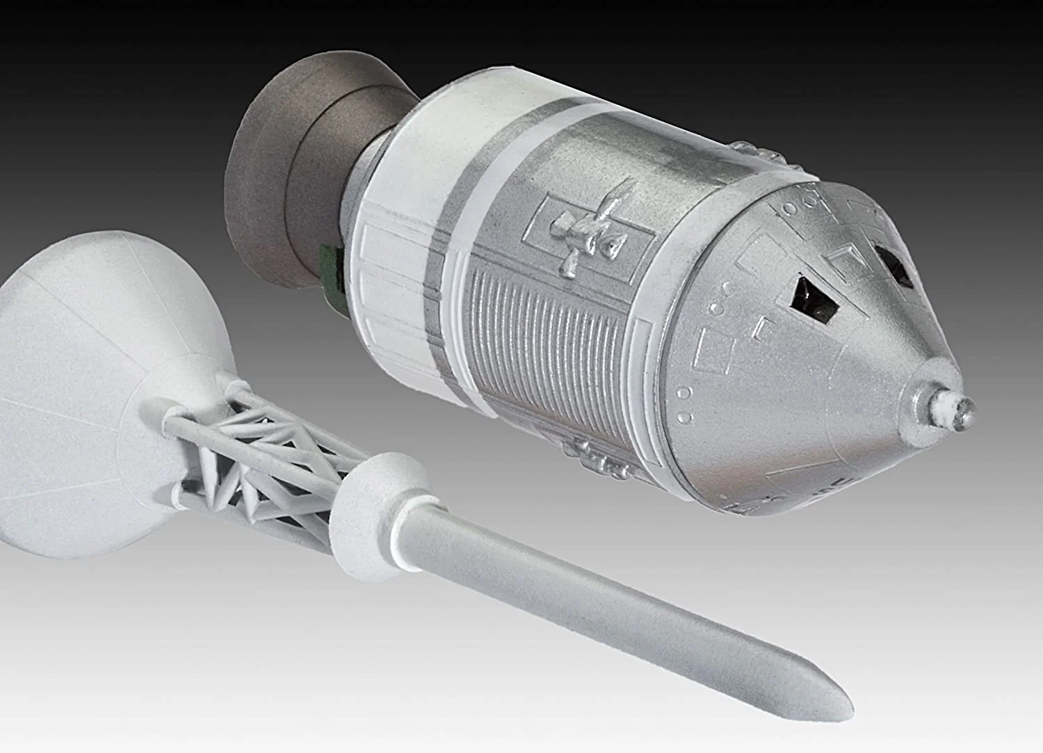 04909 Apollo Saturn V (1:144 Scale) Model Kit - Image 3