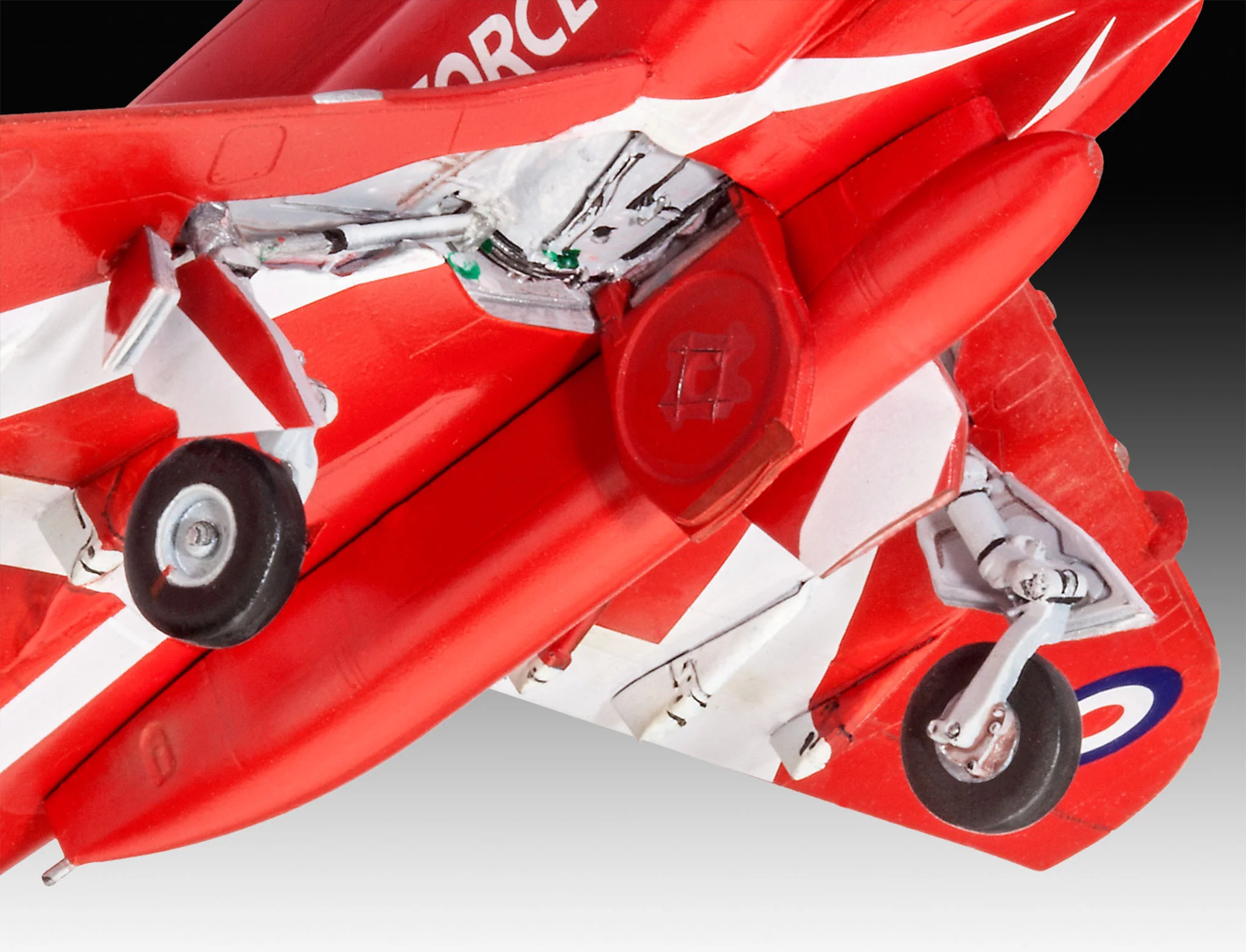 04921 British BAe Hawk T.1 Red Arrows (1:72 Scale) Model Kit - Image 4