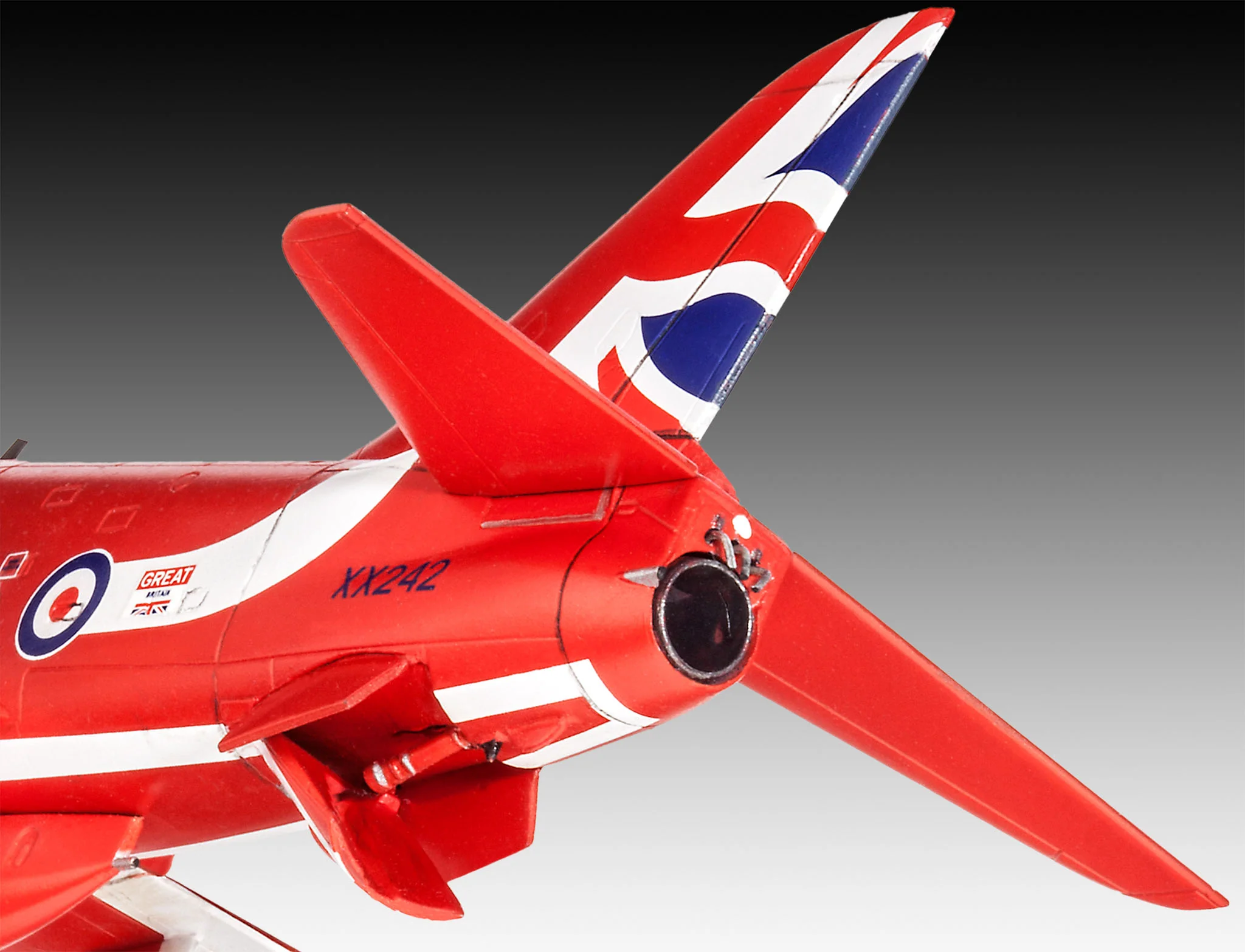 04921 British BAe Hawk T.1 Red Arrows (1:72 Scale) Model Kit - Image 5