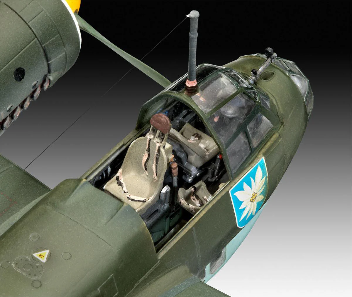 04972 Junkers Ju88 A-1 "Battle of Britain" (1:72 Scale) Model Kit - Image 3