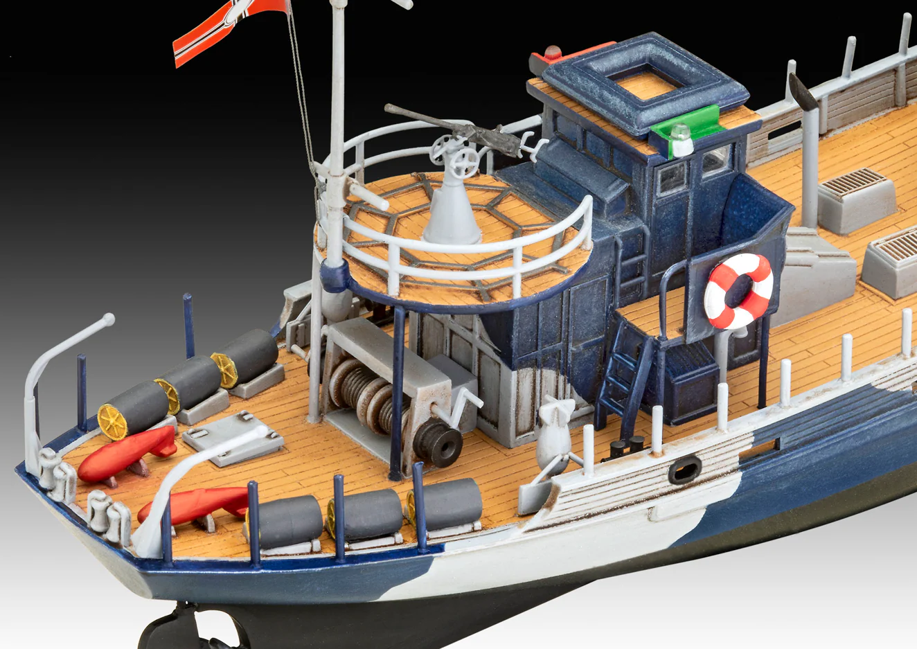 05242 KFK (Kriegsfischkutter) Model Kit - Image 4