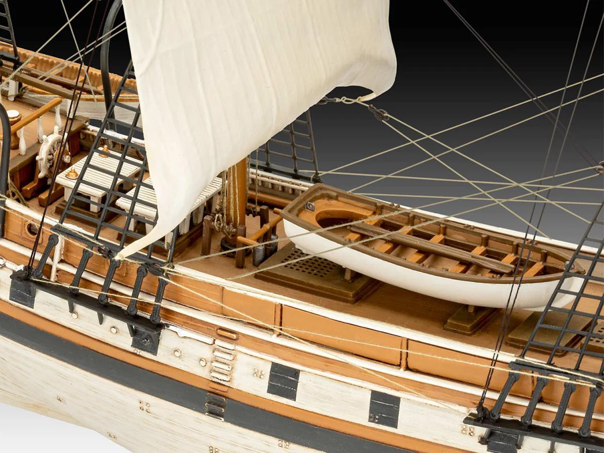 05458 H.M.S. Beagle Model Kit - Image 3